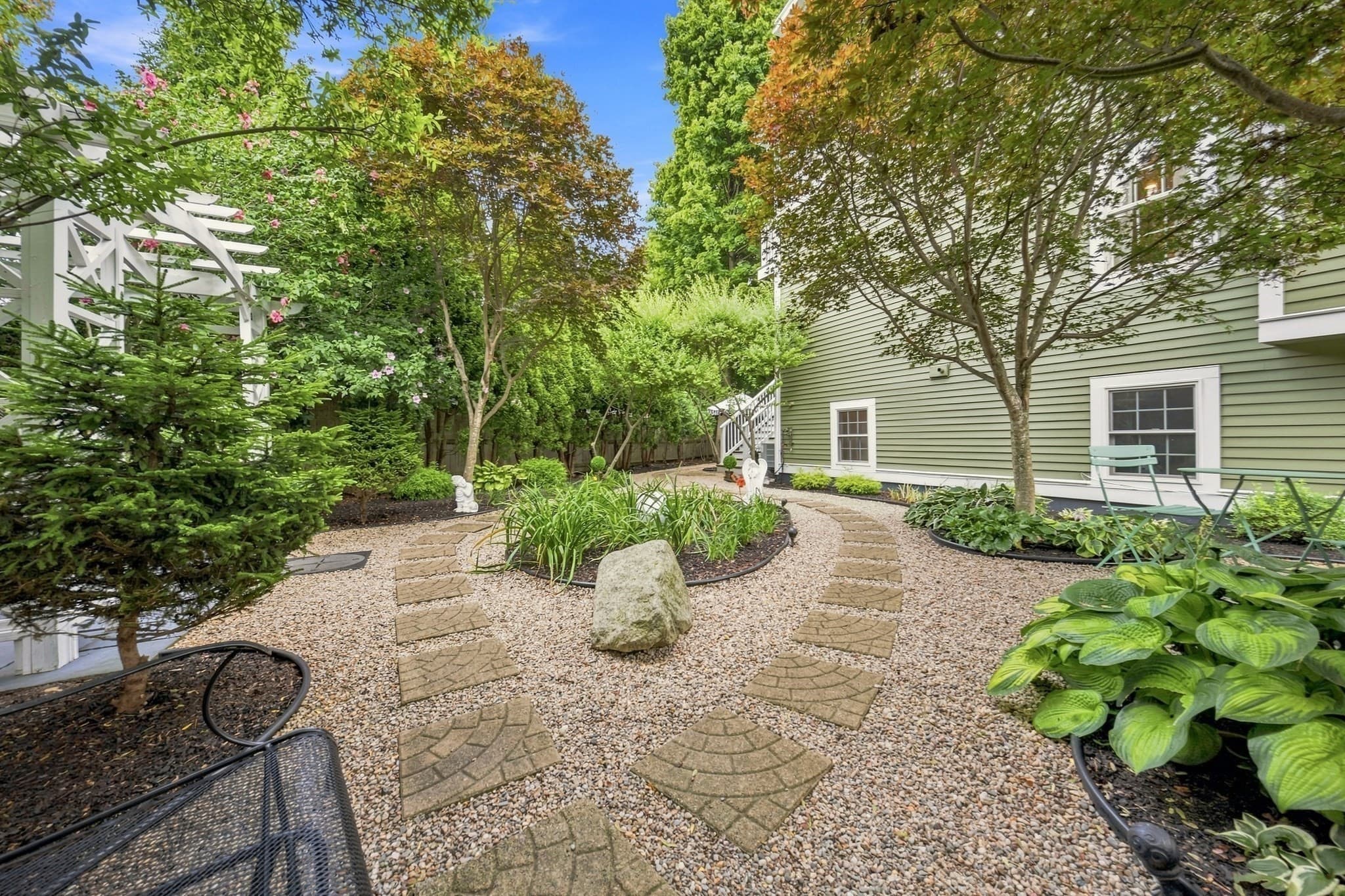 Condominium at 7 Sherman Place # 7, Winchester MA 01890, Winchester, photo 40 of 42