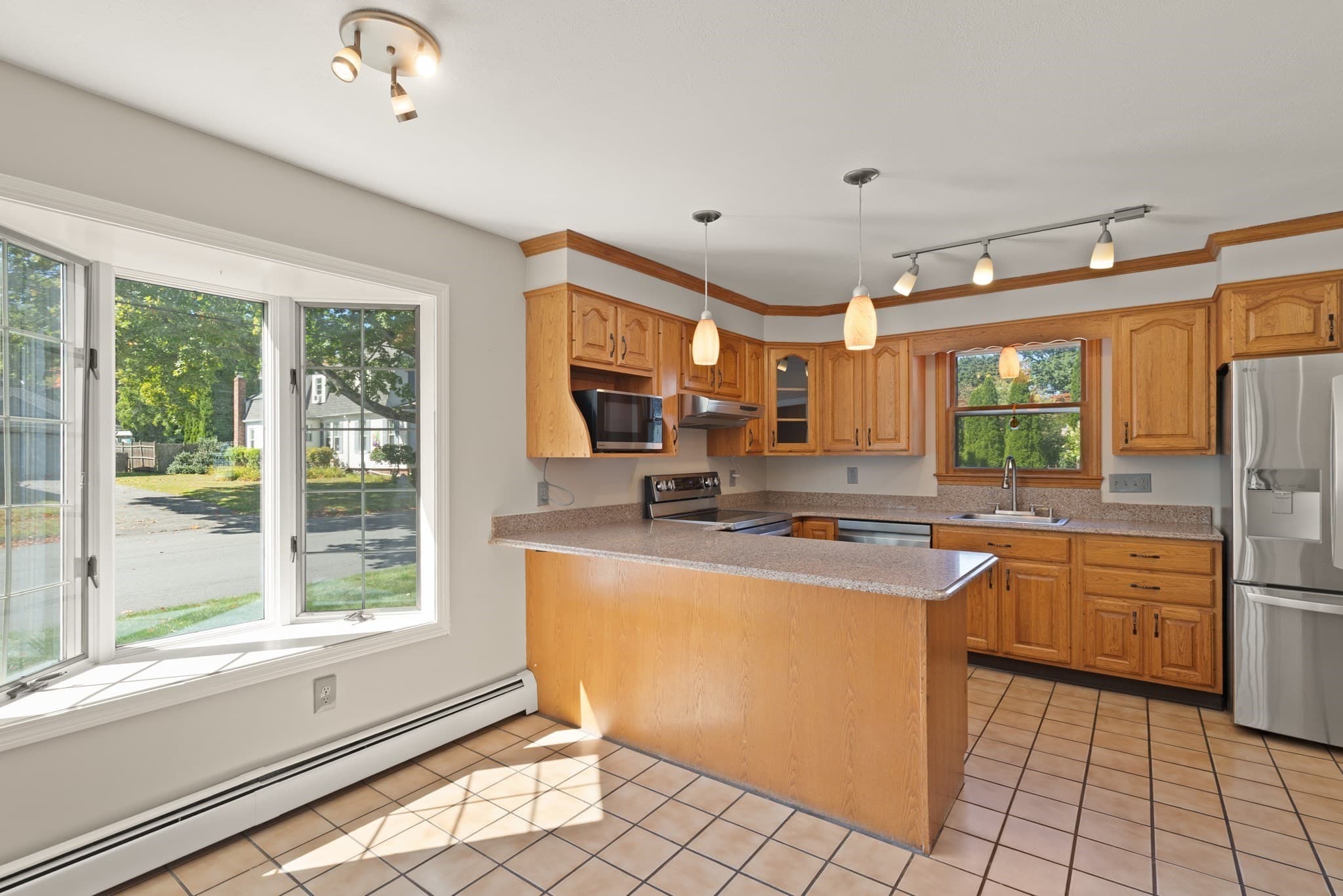 Single Family Residence at 61 Upland Ave, Haverhill MA 01835, Haverhill, photo 12 of 41