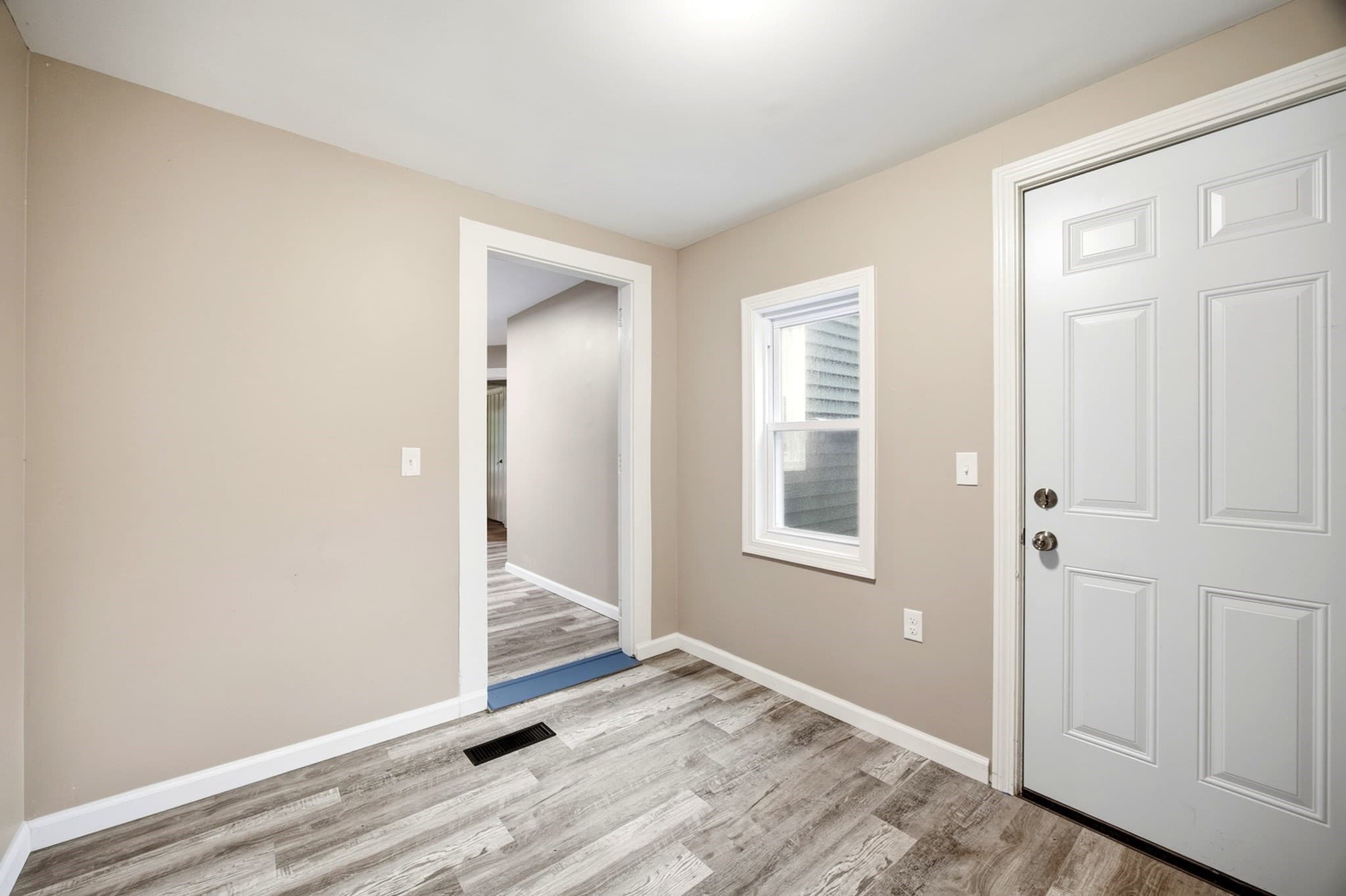 Single Family Residence at 583 Main St, Warren MA 01083, Warren, photo 9 of 39