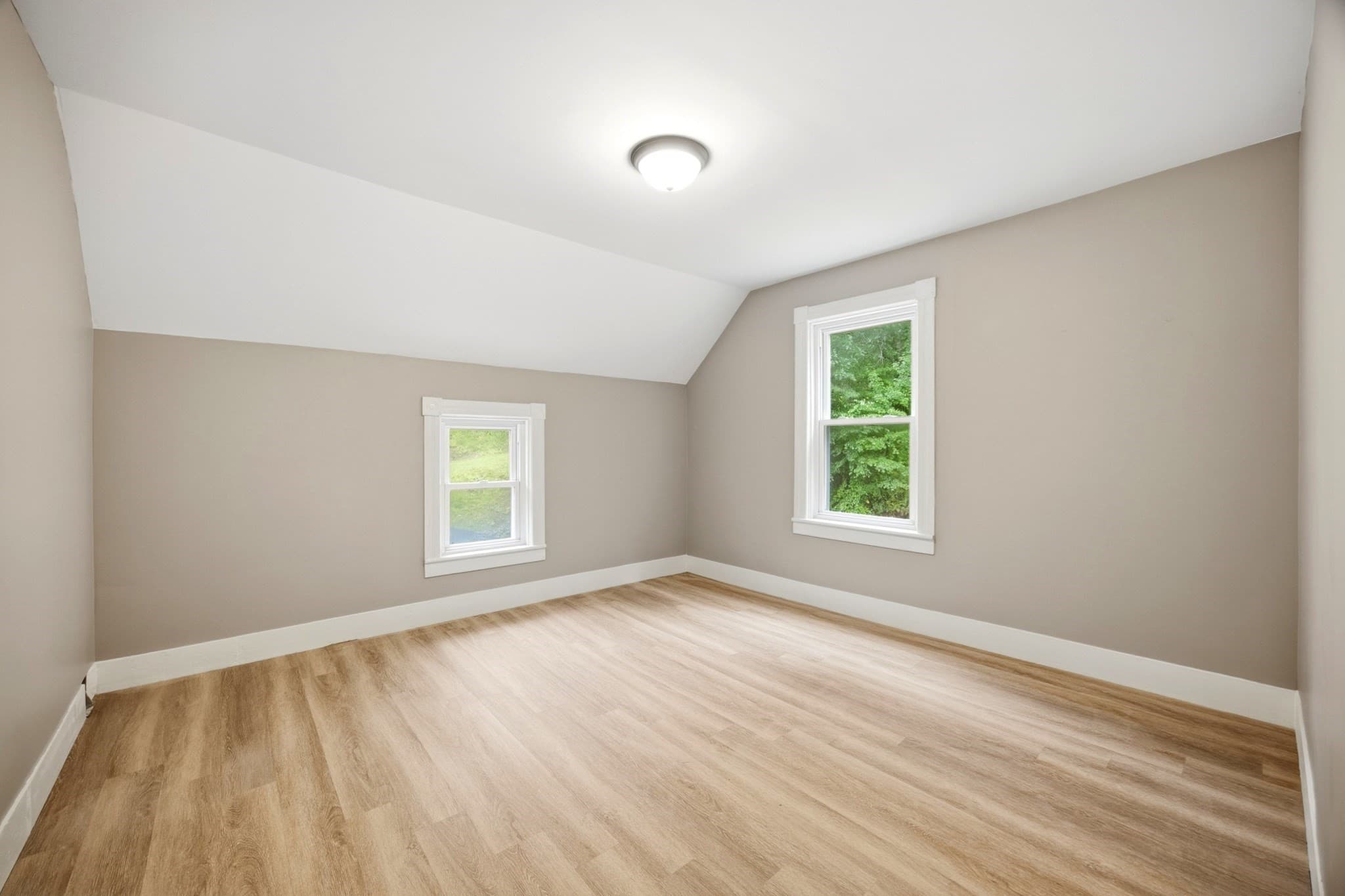 Single Family Residence at 583 Main St, Warren MA 01083, Warren, photo 24 of 39