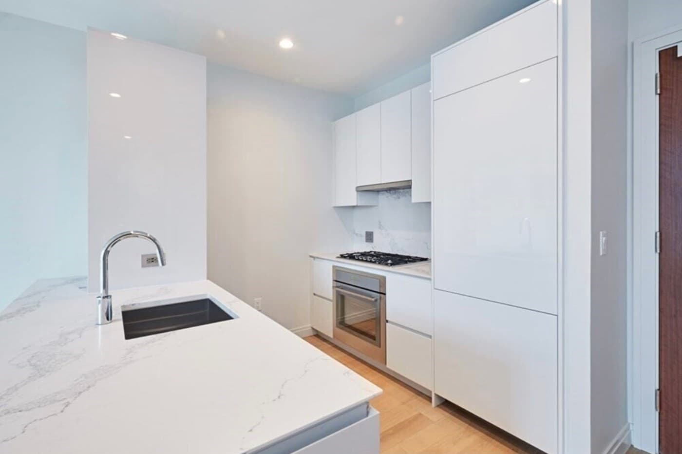 Condominium at 133 Seaport Blvd # 807, Boston MA 02210, photo 16 of 17