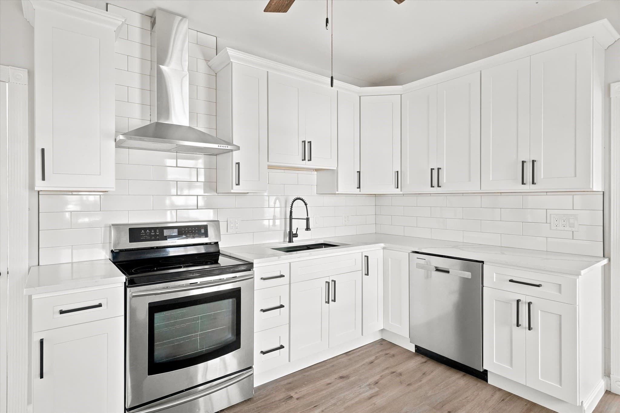 51 Hampshire St, Lowell MA 01850