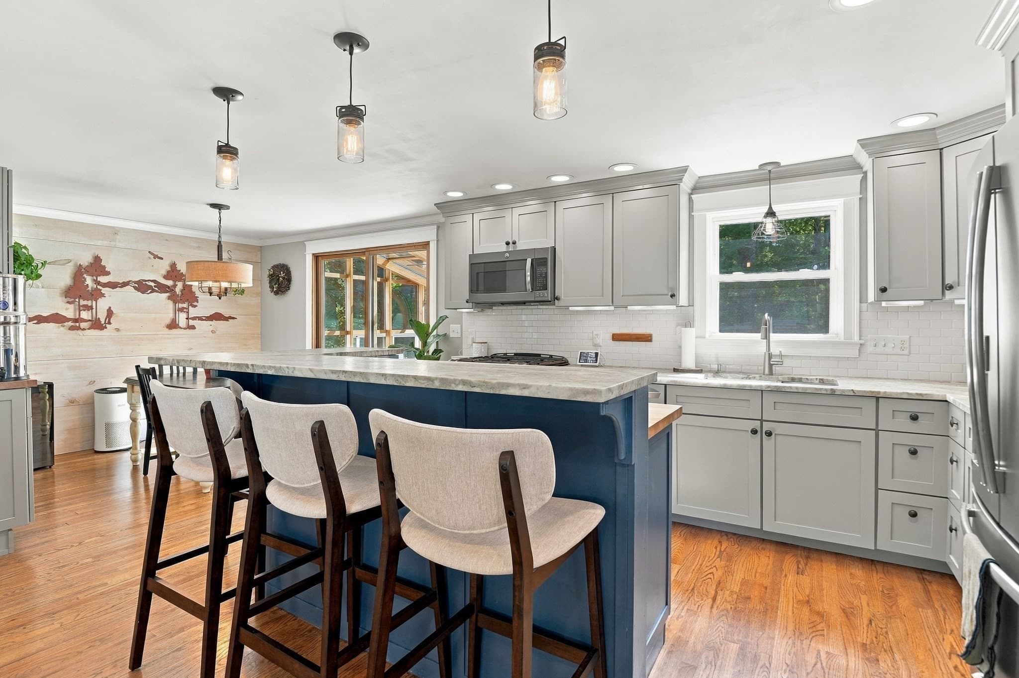 Single Family Residence at 71 Causeway St, Hudson MA 01749, Hudson, photo 7 of 28