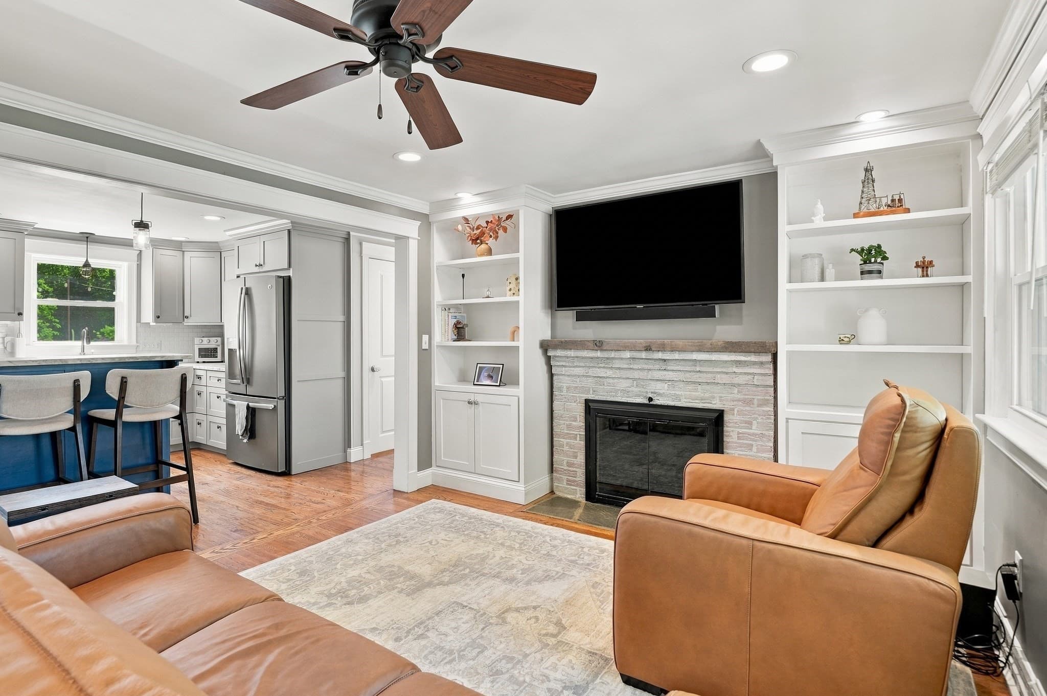 Single Family Residence at 71 Causeway St, Hudson MA 01749, Hudson, photo 4 of 28