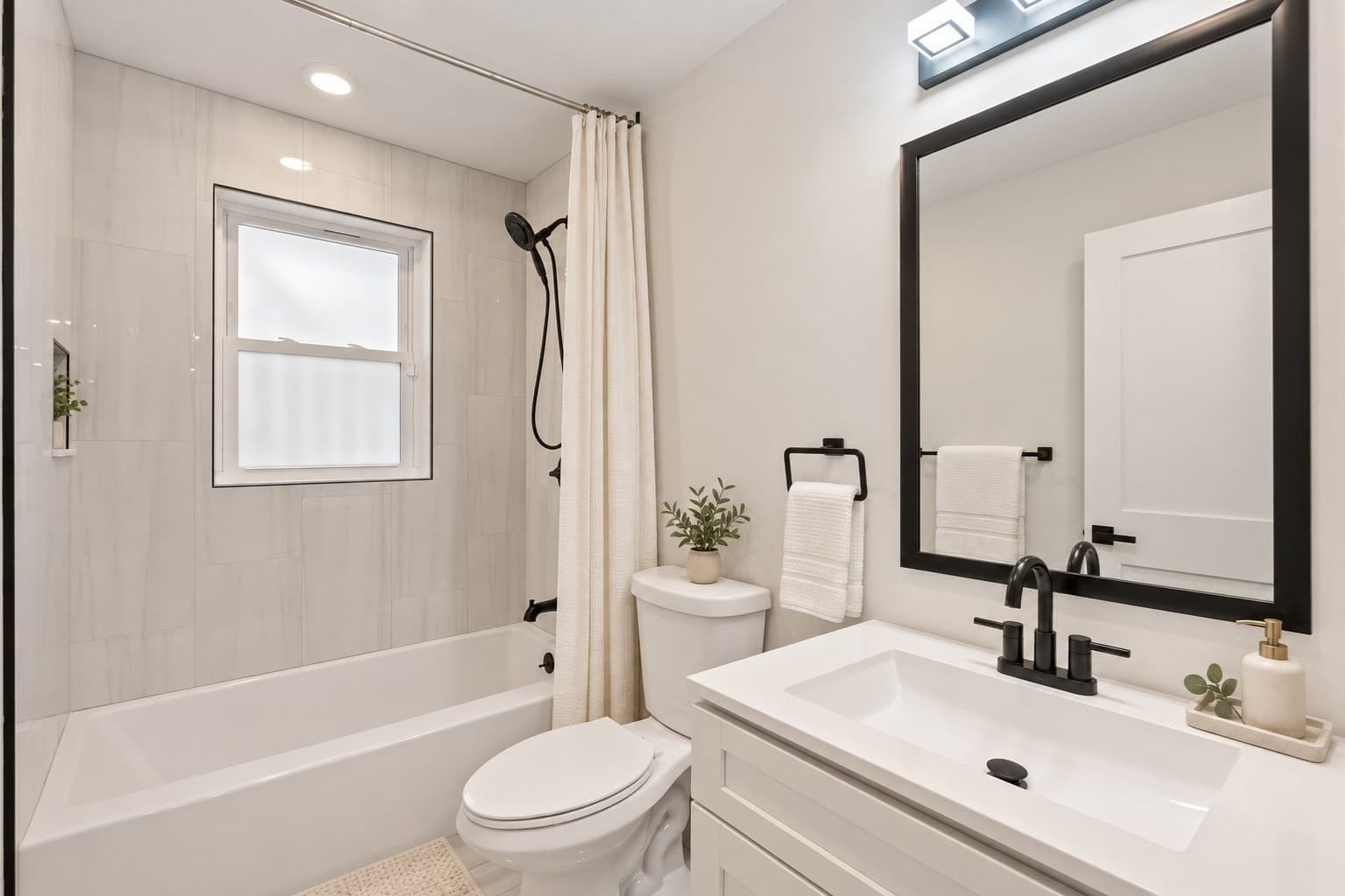 Condominium at 22-20 Ufford St # 1, Boston MA 02124, Boston, photo 12 of 27