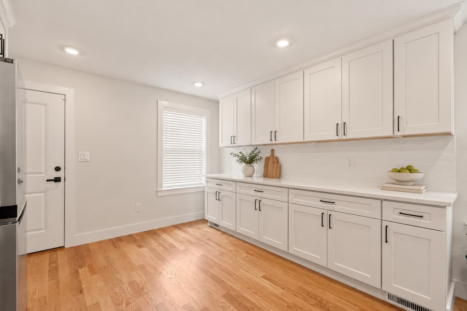 Condominium at 22-20 Ufford St # 1, Boston MA 02124, Boston, photo 10 of 27