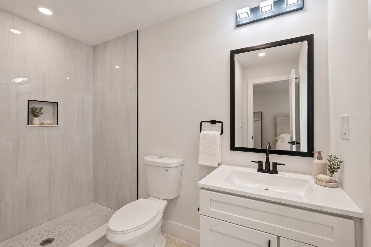 Condominium at 22-20 Ufford St # 1, Boston MA 02124, Boston, photo 19 of 27