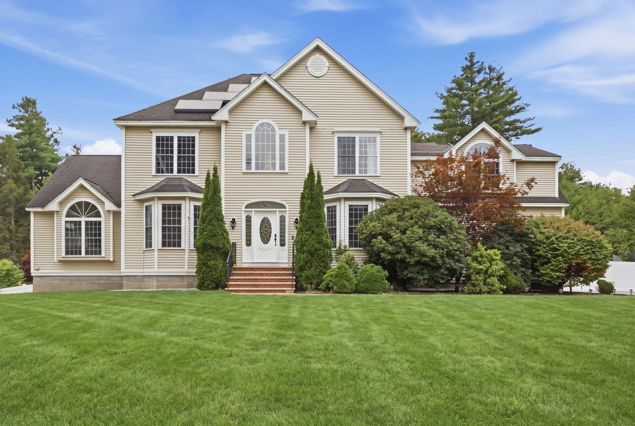18 Loon Hill Rd, Ayer MA 01432