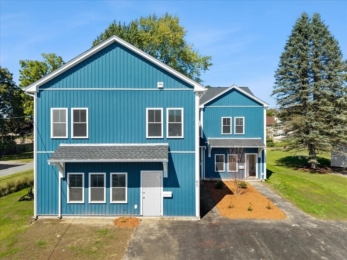 65 Wales Street # B, Taunton MA 02780