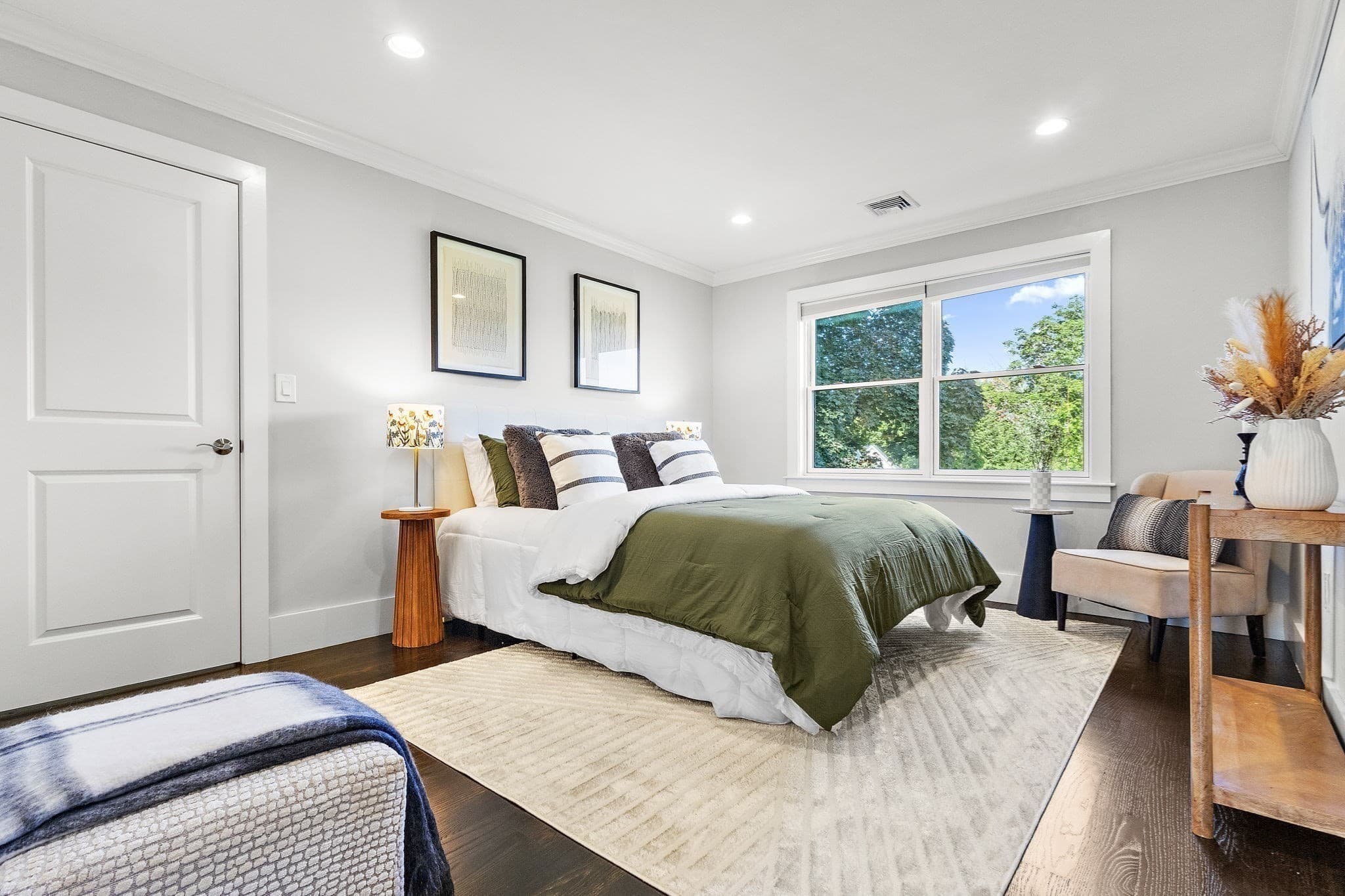 Condominium at 1525 Beacon St # 3, Newton MA 02468, Newton, photo 13 of 22