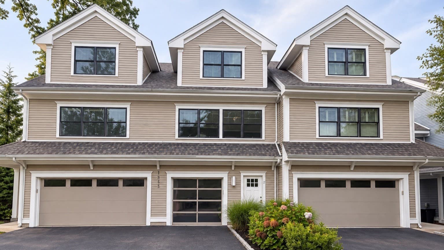 1525 Beacon St # 3, Newton MA 02468