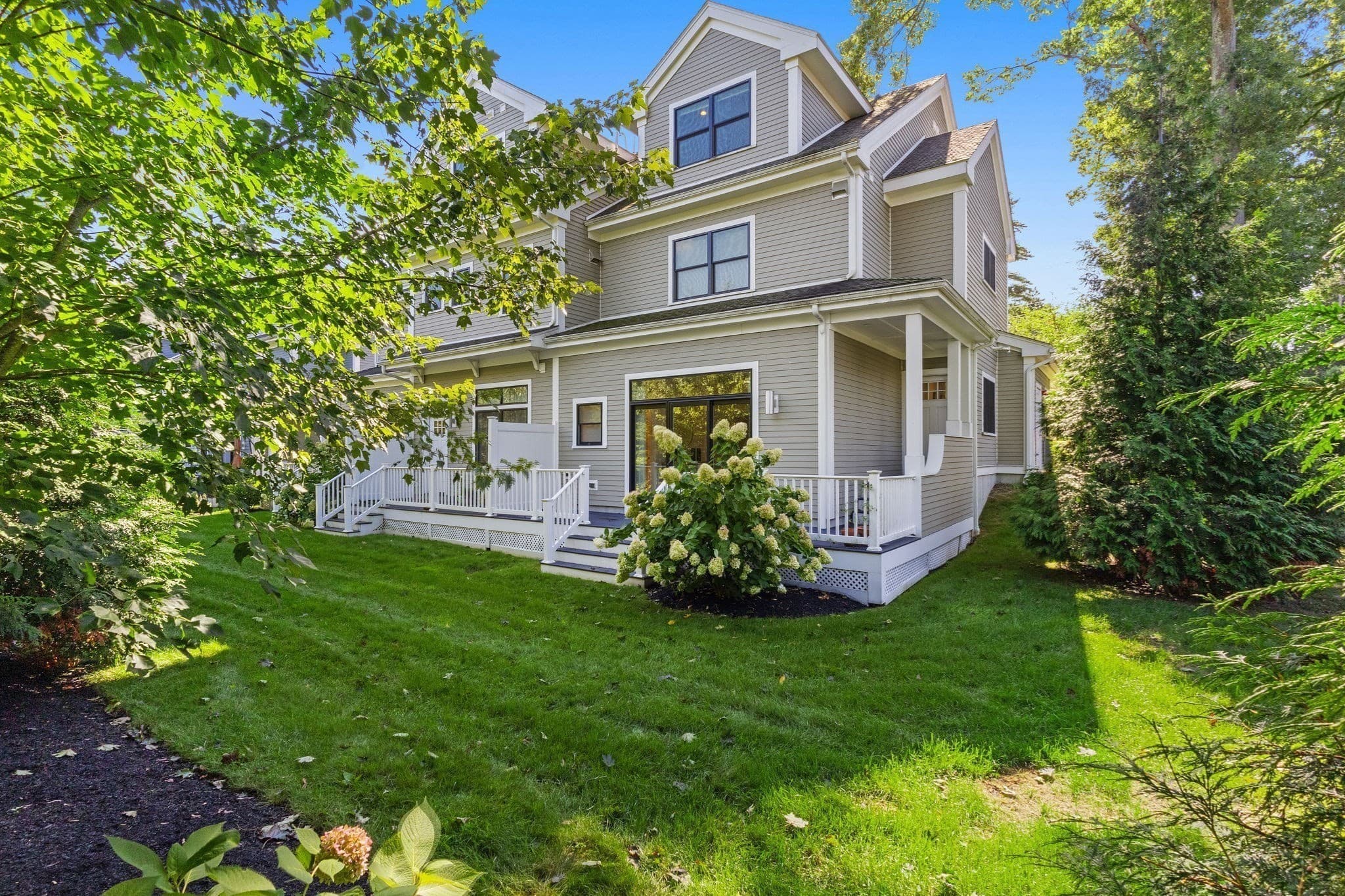 Condominium at 1525 Beacon St # 3, Newton MA 02468, Newton, photo 20 of 22