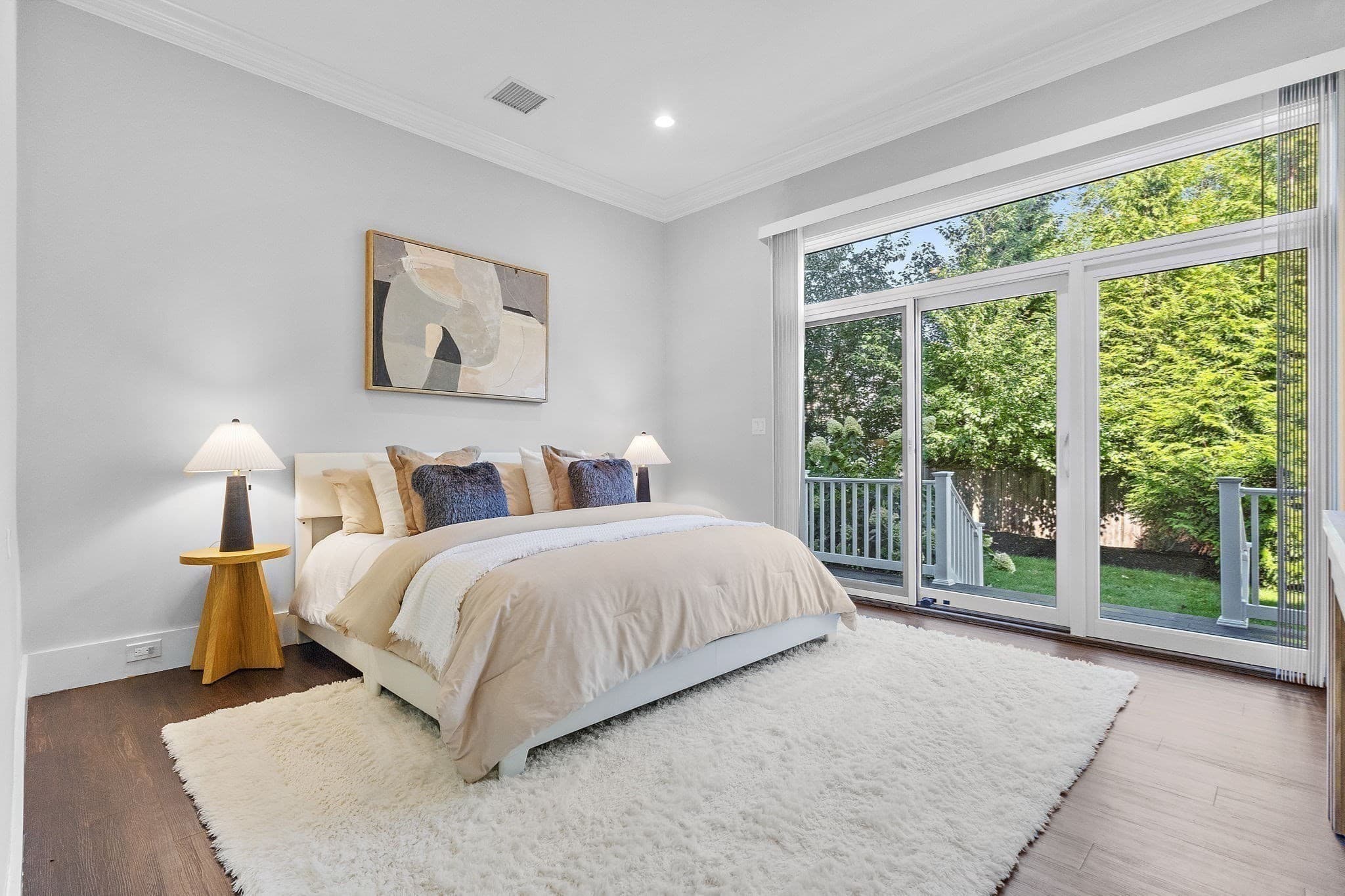 Condominium at 1525 Beacon St # 3, Newton MA 02468, Newton, photo 11 of 22
