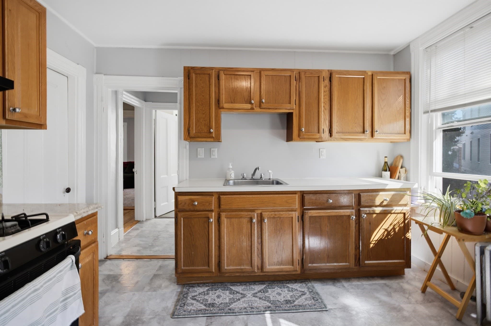 3 Family - 3 Units Up/Down at 72 Eustis Street, Cambridge MA 02140, Cambridge, photo 12 of 32
