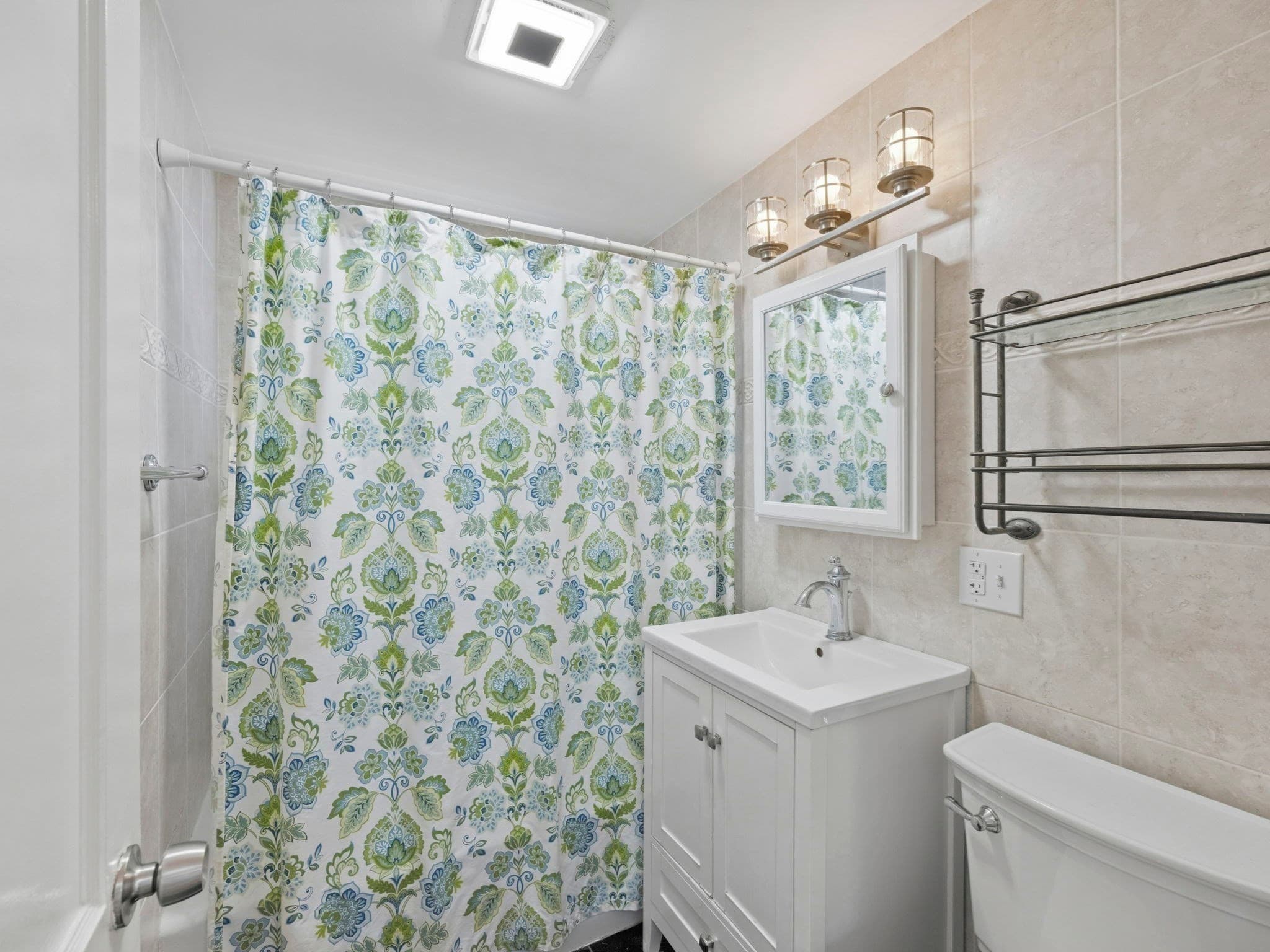 Single Family Residence at 4 Ralph St, Medford MA 02155, Medford, photo 21 of 42