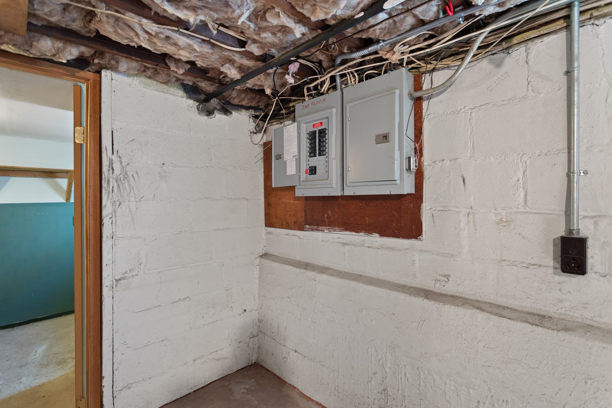 Multi Family at 28 Windsor St, Everett MA 02149, Everett, photo 42 of 42