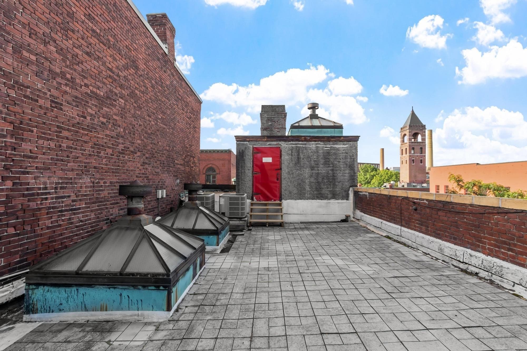 Condominium at 160 Merrimack St # D, Lowell MA 01852, Lowell, photo 9 of 42