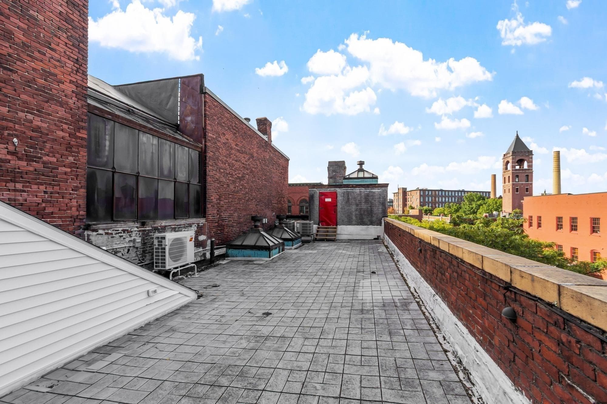 Condominium at 160 Merrimack St # D, Lowell MA 01852, Lowell, photo 10 of 42