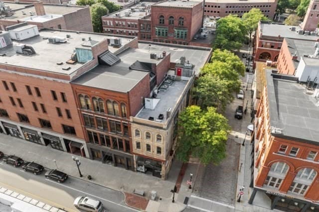 Condominium at 160 Merrimack St # D, Lowell MA 01852, Lowell, photo 14 of 42