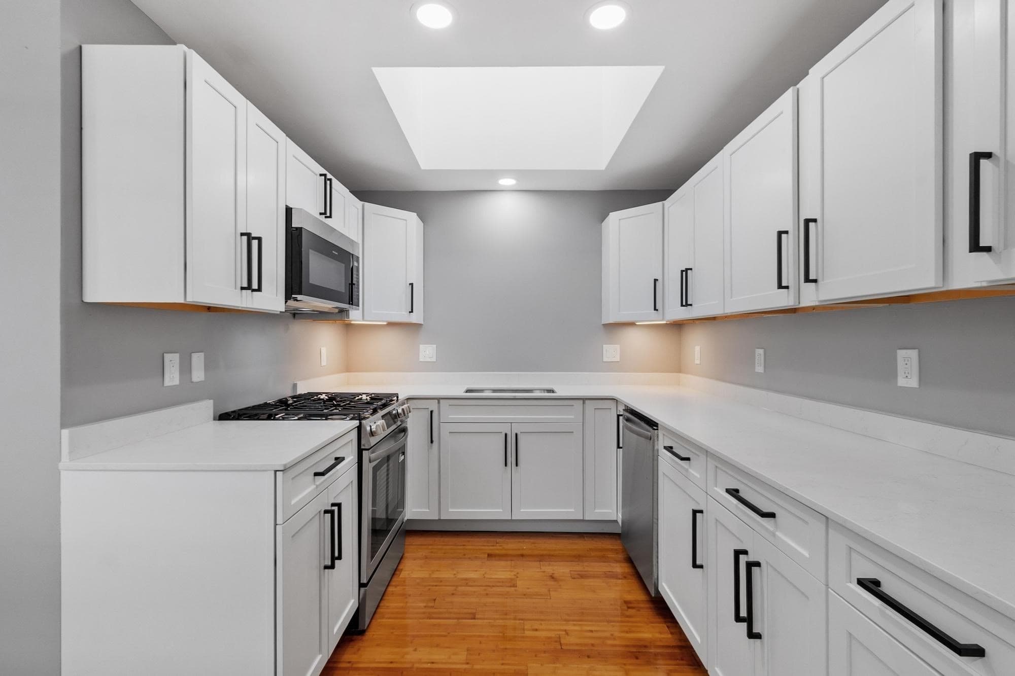 Condominium at 160 Merrimack St # D, Lowell MA 01852, Lowell, photo 15 of 42