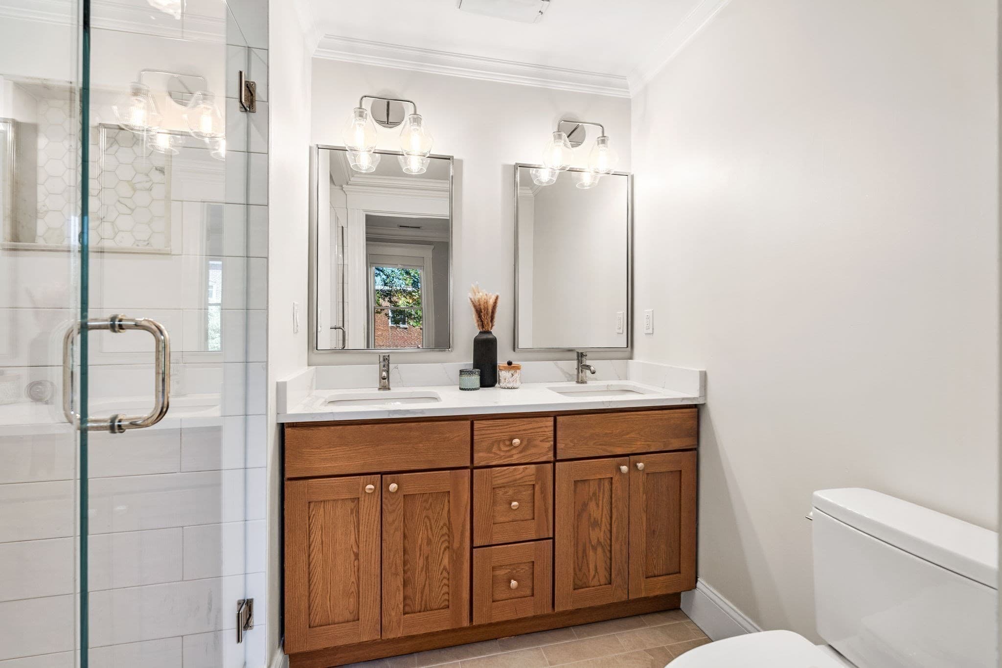 Condominium at 11 Claflin Rd # 2, Brookline MA 02445, Brookline, photo 20 of 34