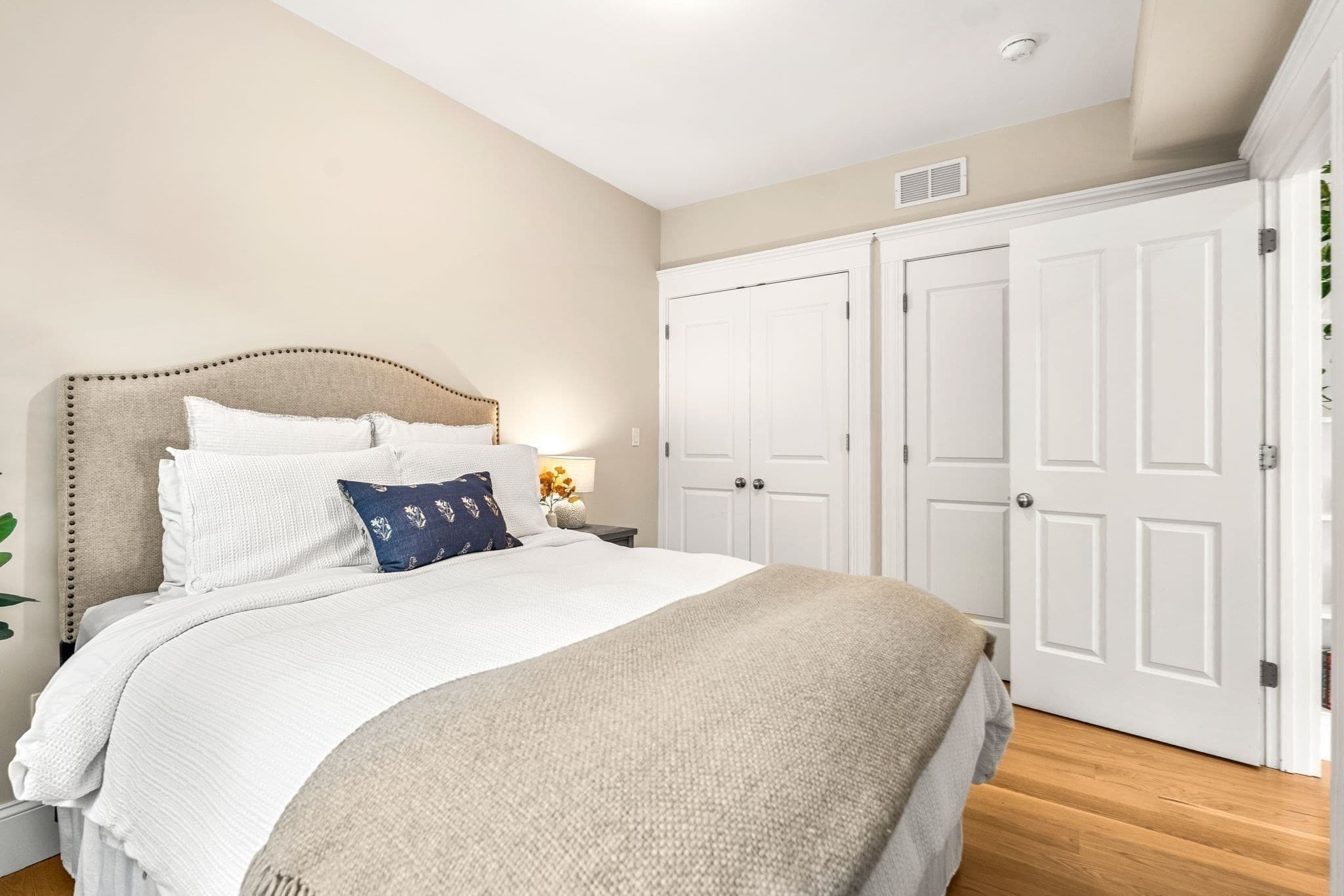 Condominium at 11 Claflin Rd # 2, Brookline MA 02445, Brookline, photo 25 of 34