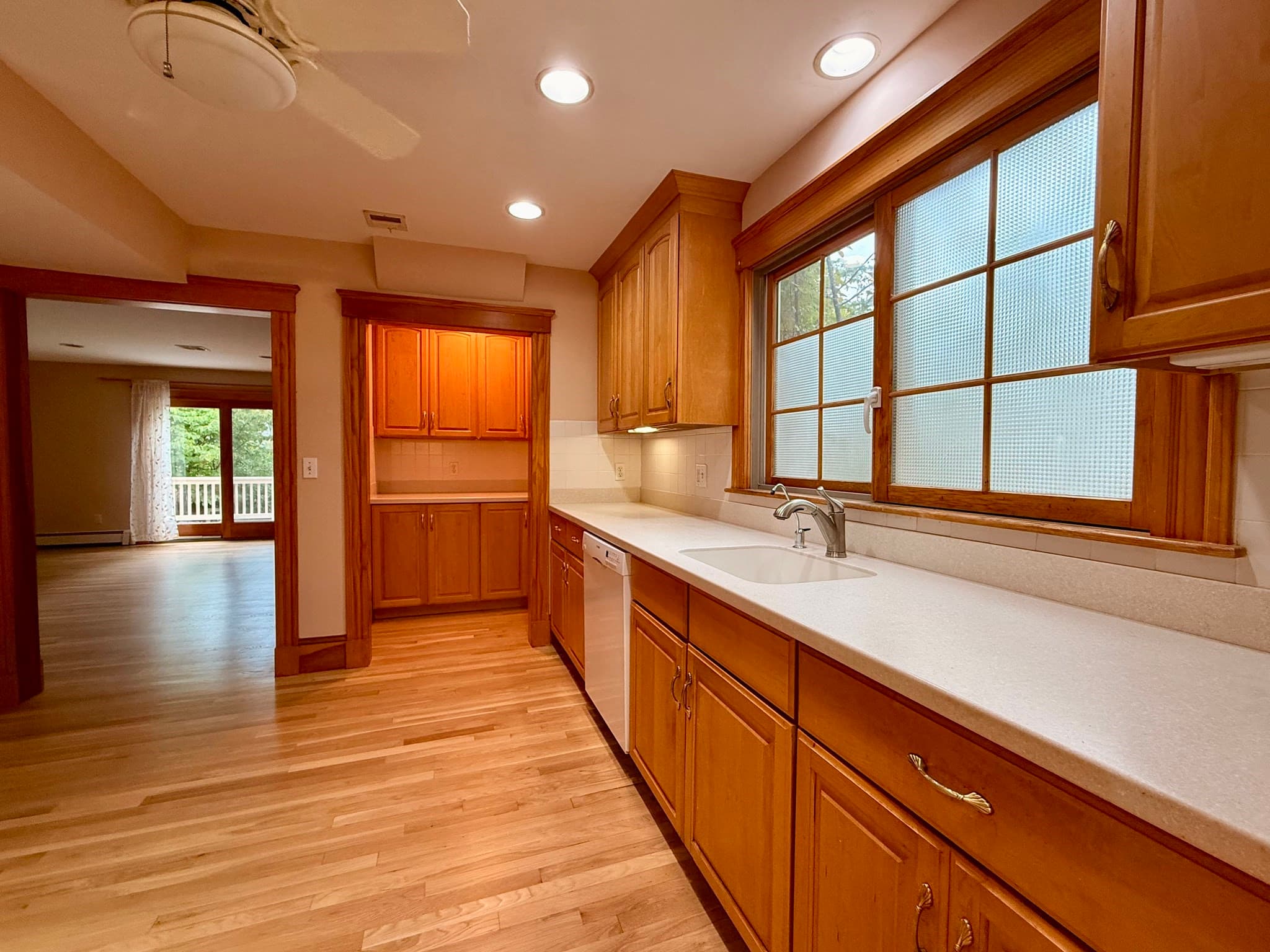 Single Family Residence at 154 Pine Street, Quincy MA 02170, Quincy, photo 13 of 31