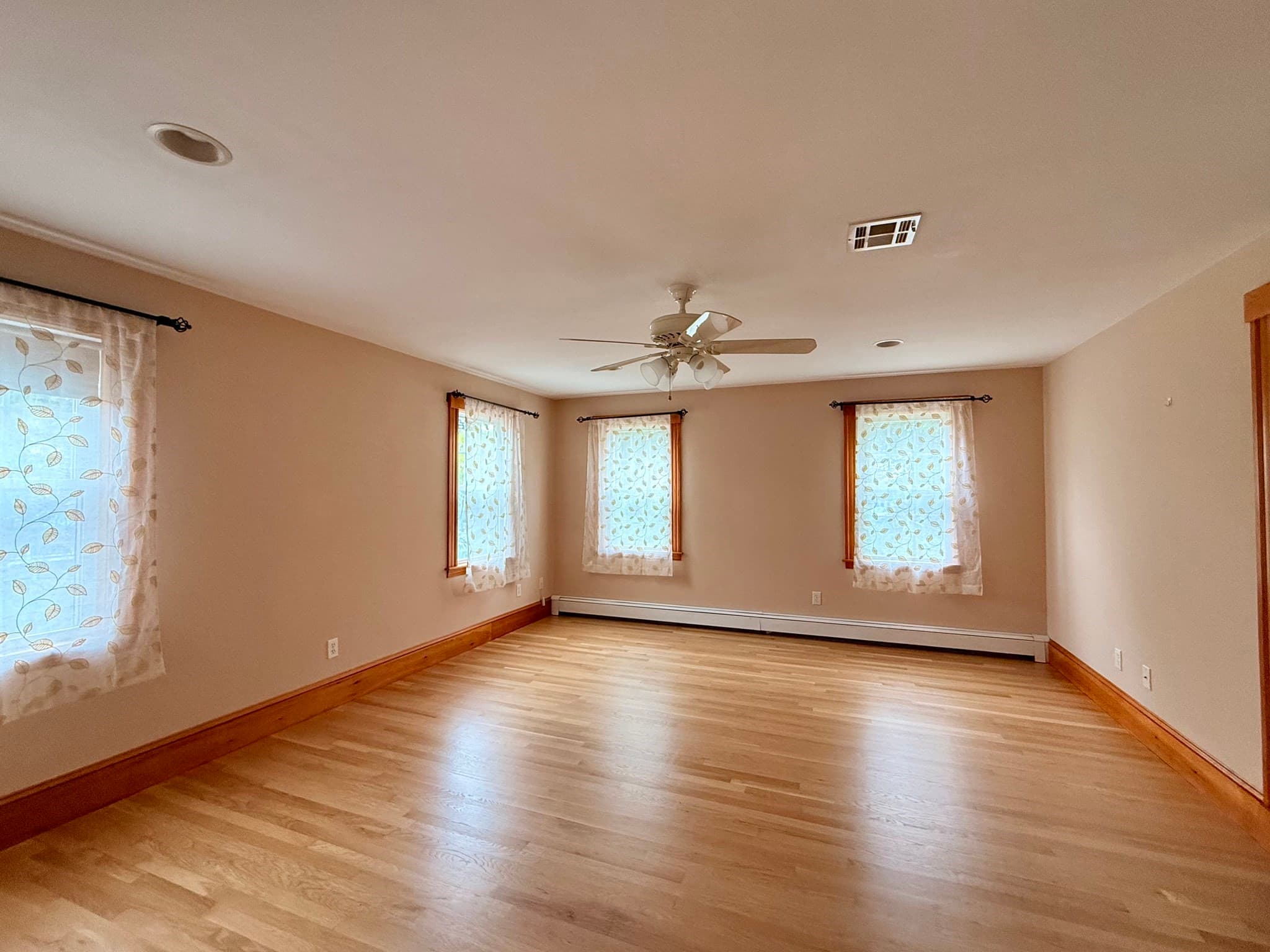 Single Family Residence at 154 Pine Street, Quincy MA 02170, Quincy, photo 16 of 31
