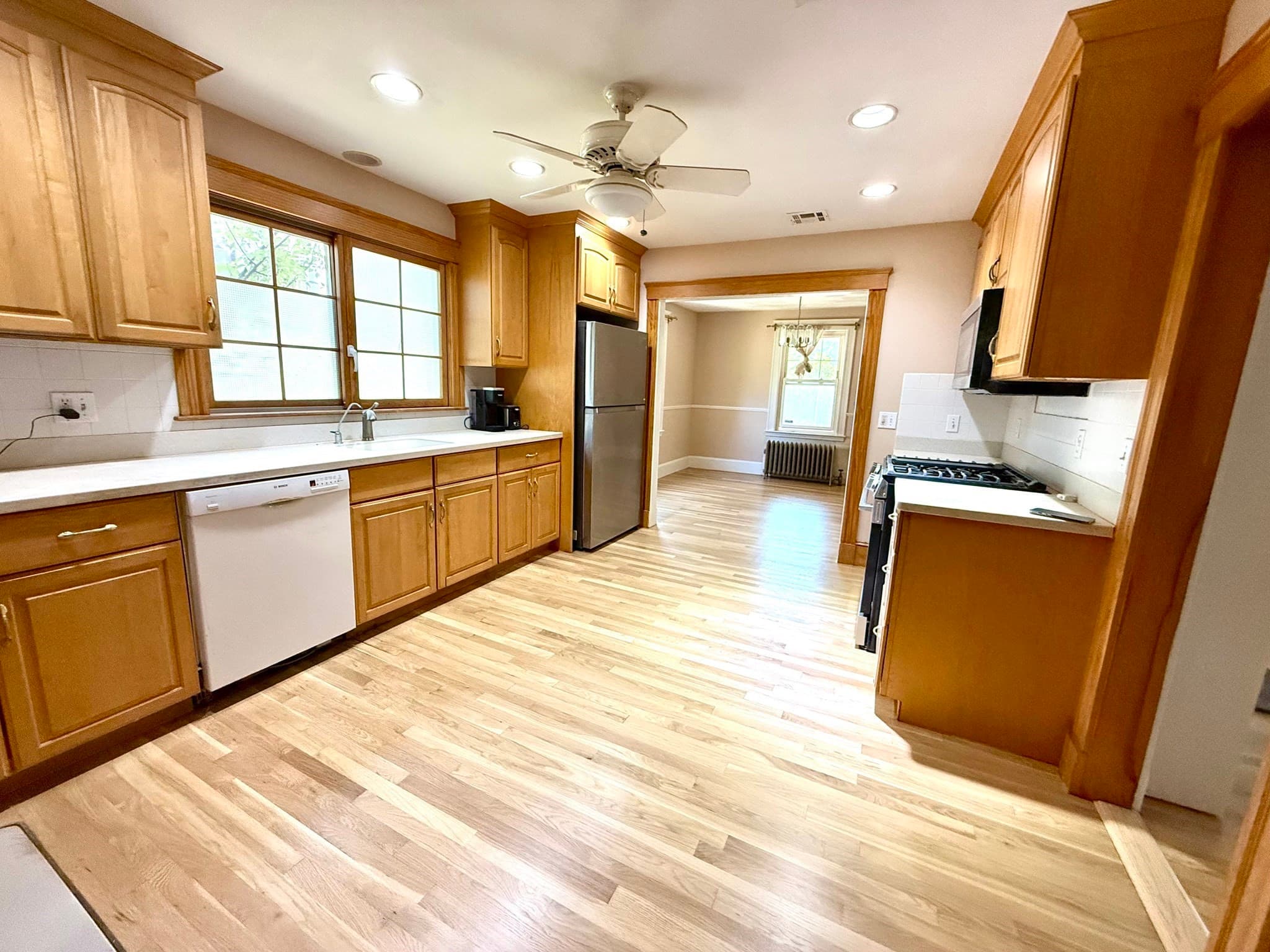 Single Family Residence at 154 Pine Street, Quincy MA 02170, Quincy, photo 12 of 31