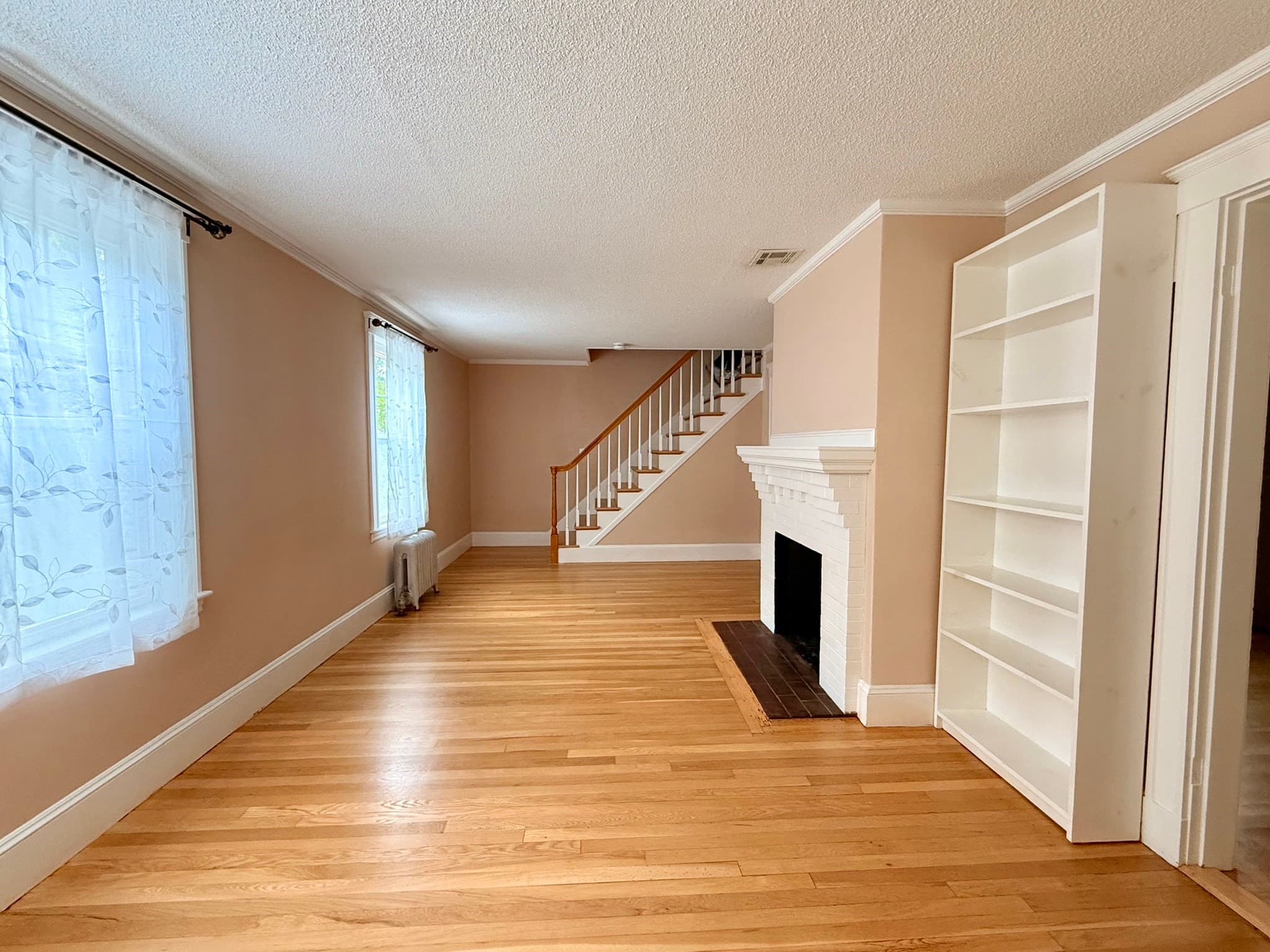Single Family Residence at 154 Pine Street, Quincy MA 02170, Quincy, photo 7 of 31