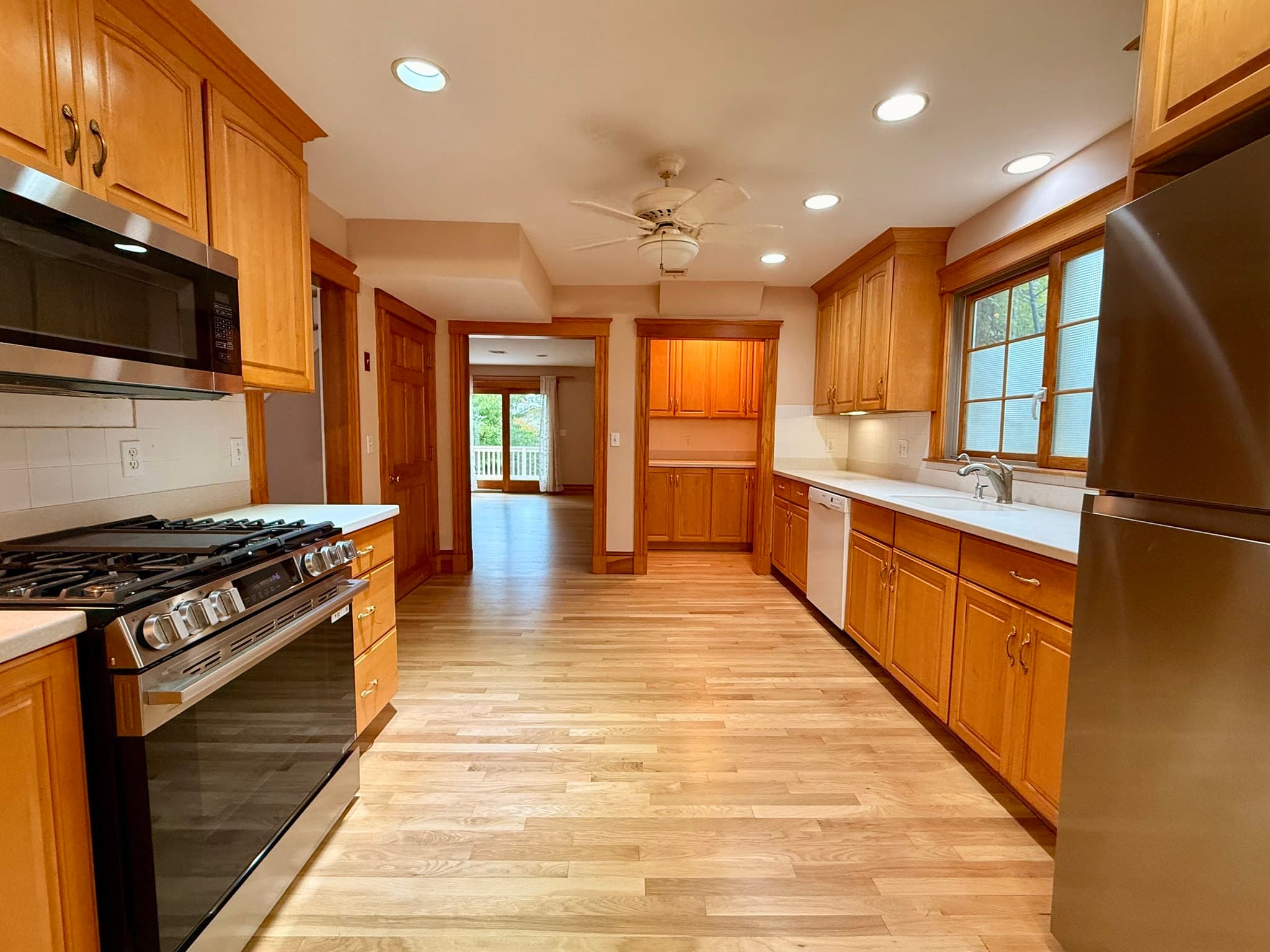Single Family Residence at 154 Pine Street, Quincy MA 02170, Quincy, photo 11 of 31