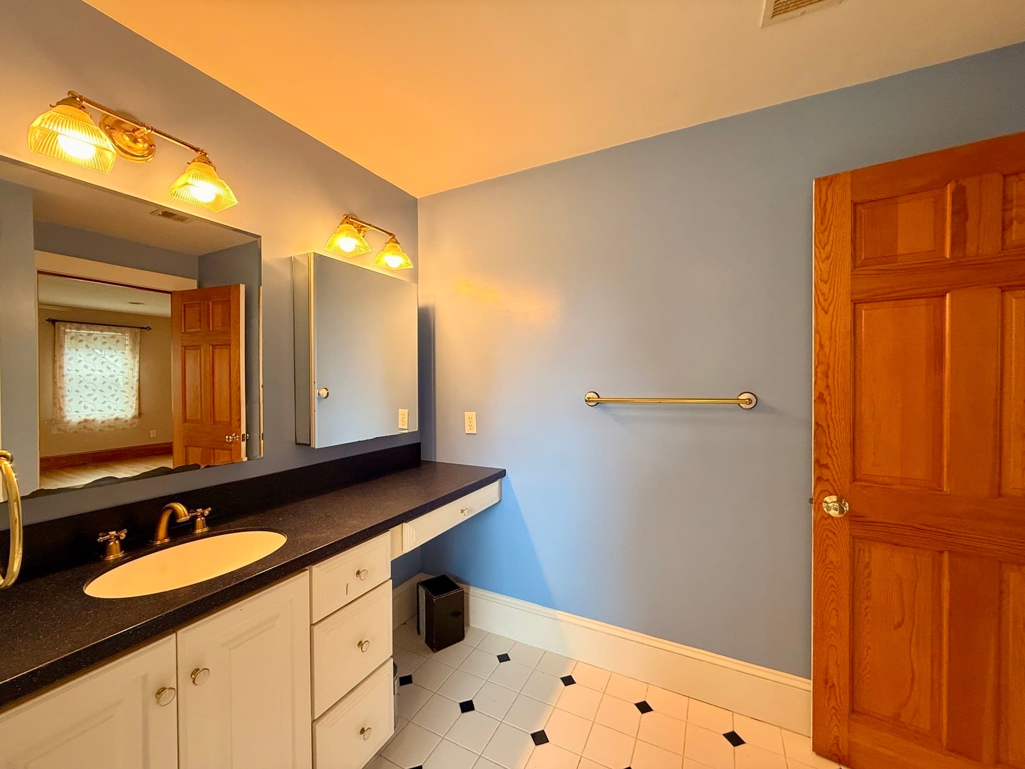 Single Family Residence at 154 Pine Street, Quincy MA 02170, Quincy, photo 19 of 31