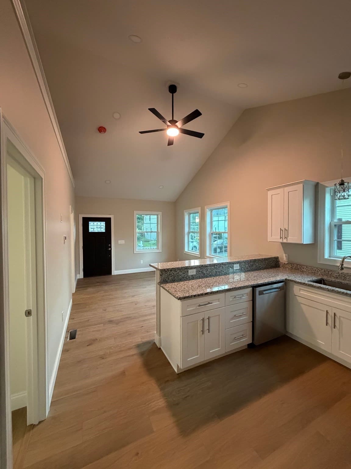 Single Family Residence at 9 Gold, Westfield MA 01085, Westfield, photo 6 of 20