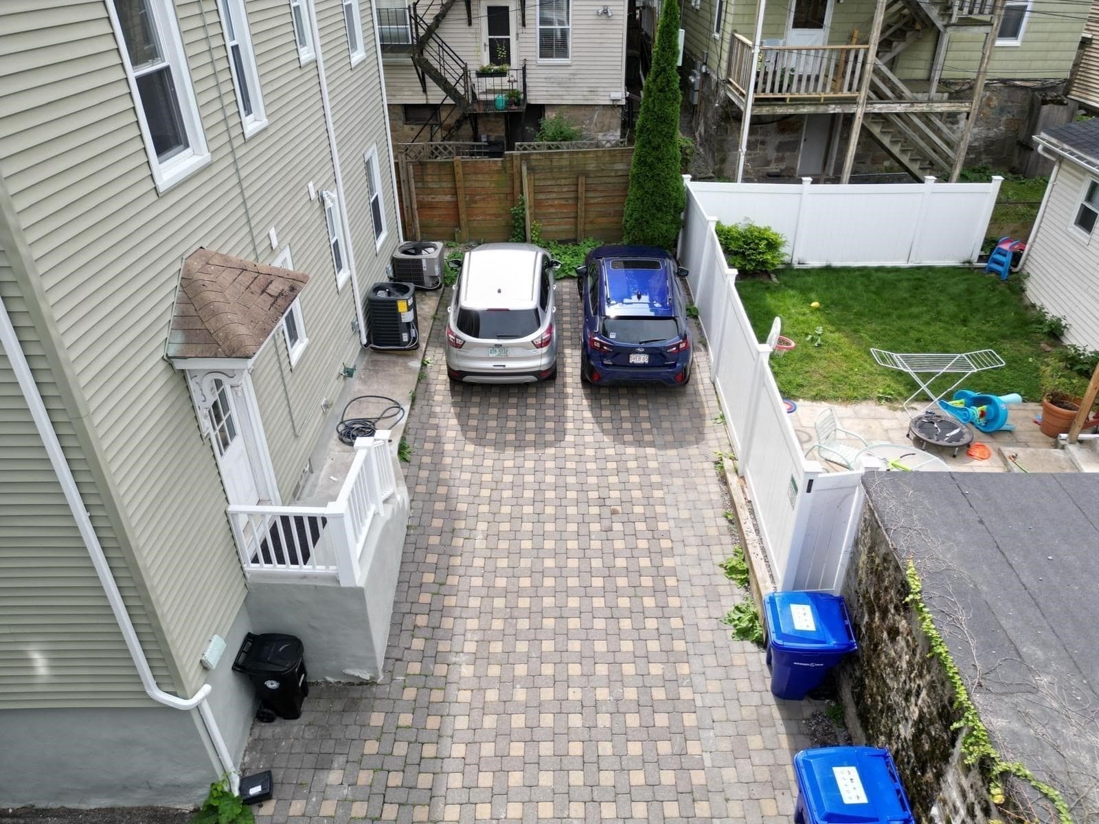 3 Family - 3 Units Up/Down at 8 White Ave, Brookline MA 02467, Brookline, photo 36 of 38