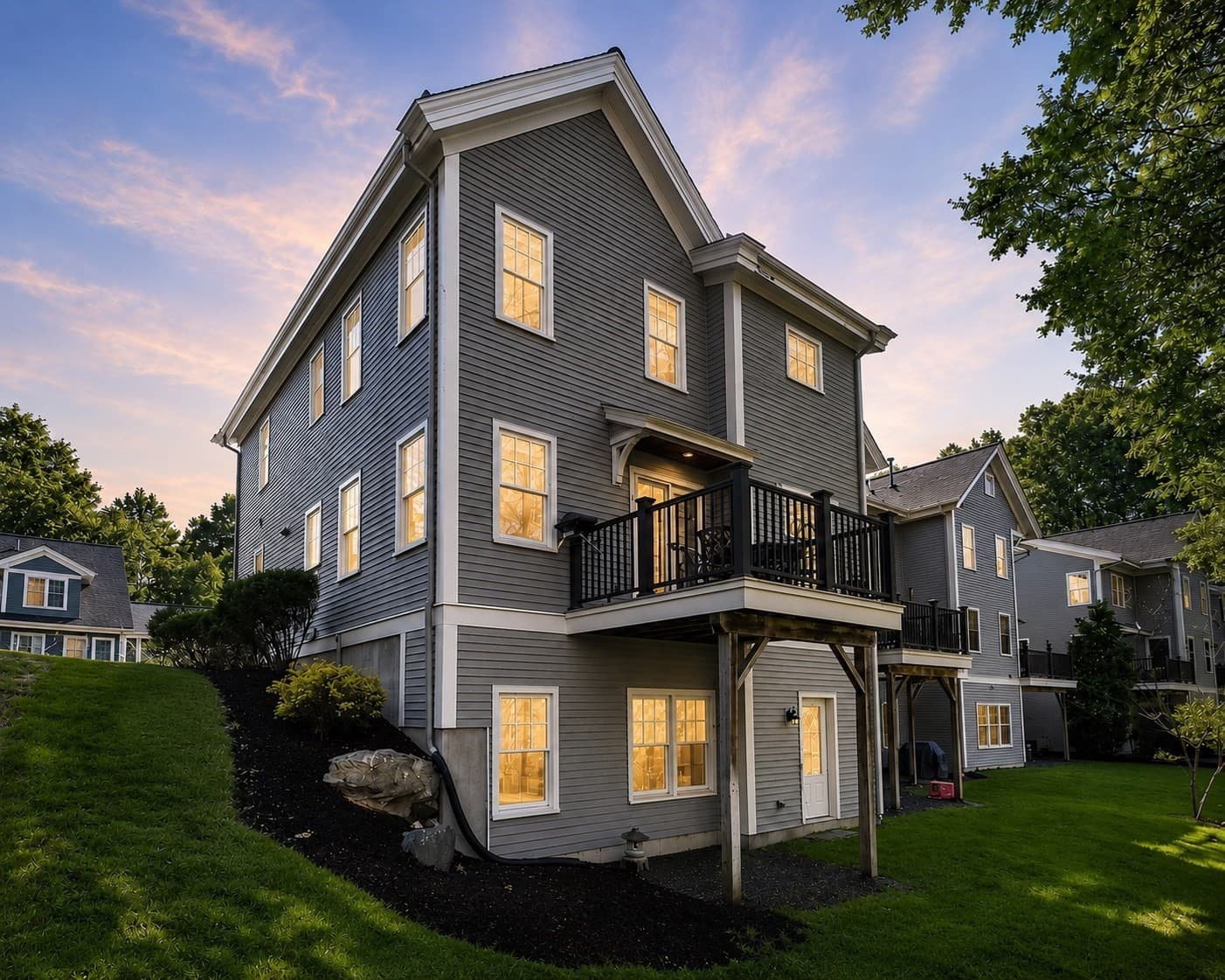 36 Journeys End Ln # 36, Lexington MA 02421