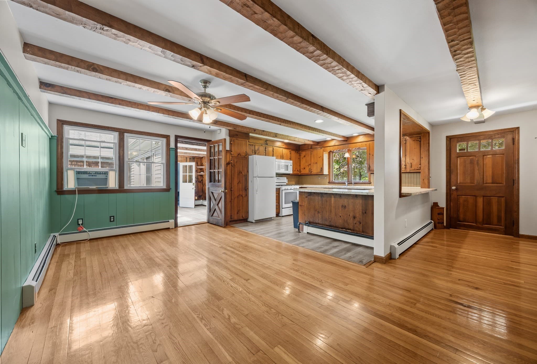 Single Family Residence at 6 Crocker St, Middleboro MA 02346, Middleboro, photo 12 of 42