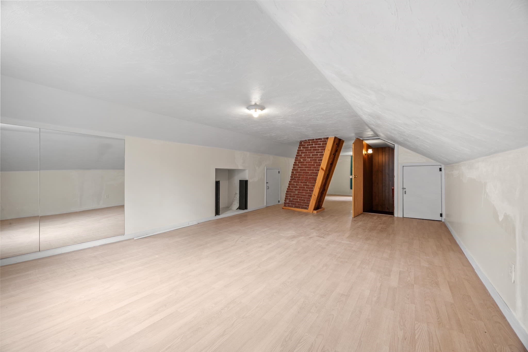 Single Family Residence at 6 Crocker St, Middleboro MA 02346, Middleboro, photo 25 of 42