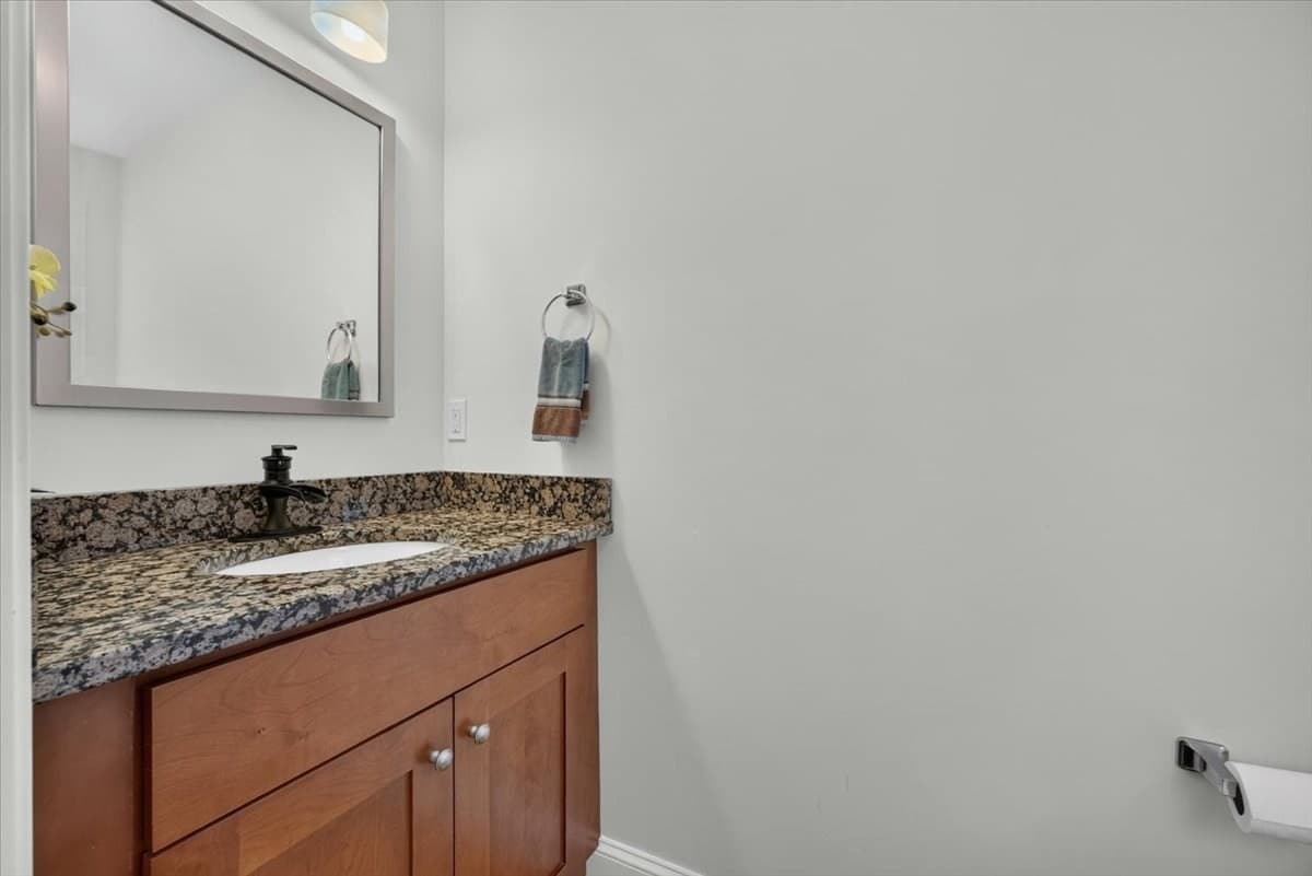 Single Family Residence at 95 Prospect Ter, Brockton MA 02301, Brockton, photo 8 of 41
