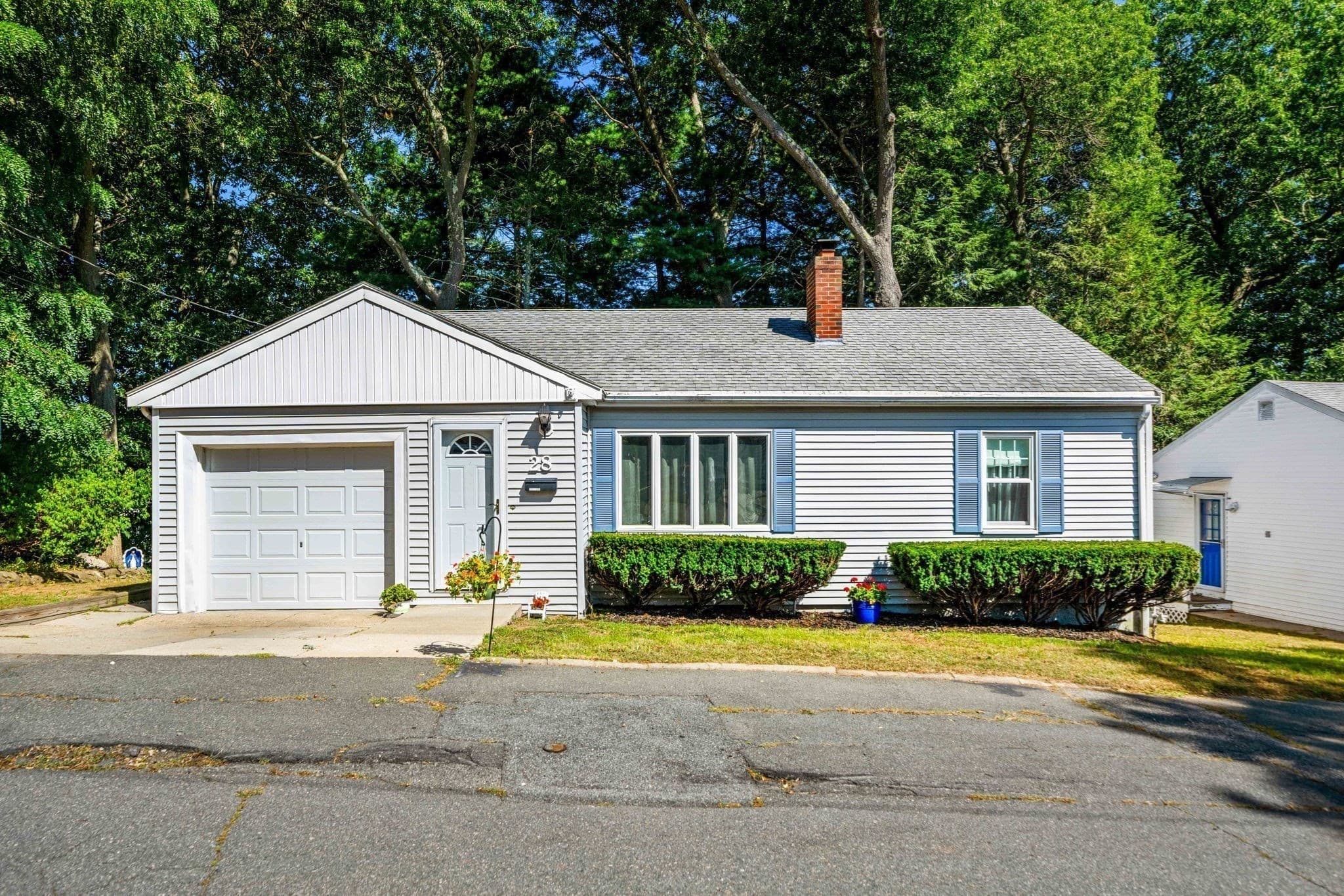Single Family Residence at 28 Dambrosio Rd, Lynn MA 01904, Lynn, photo 2 of 39