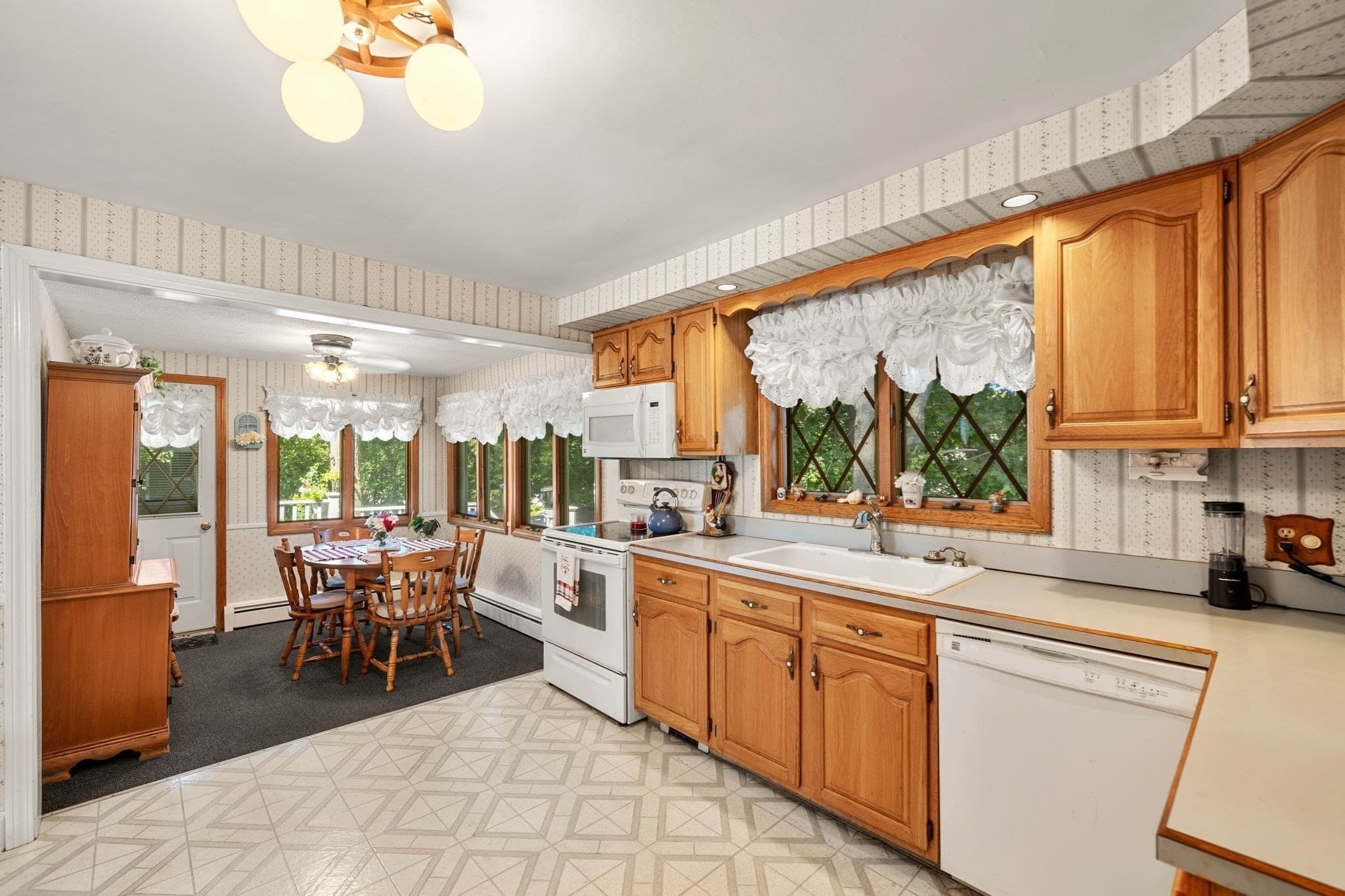 Single Family Residence at 28 Dambrosio Rd, Lynn MA 01904, Lynn, photo 12 of 39
