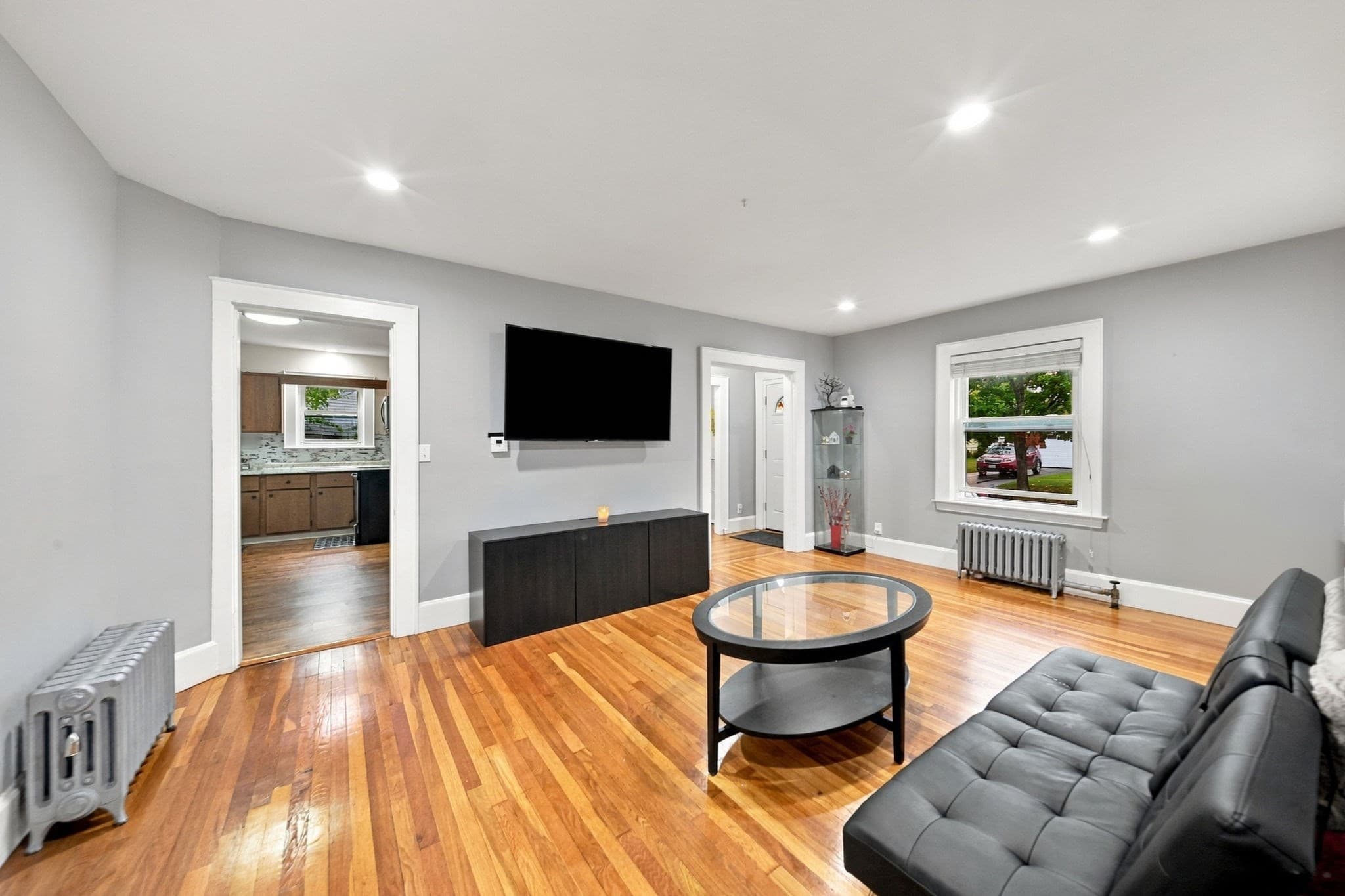Single Family Residence at 31 Lura St, Lowell MA 01851, Lowell, photo 17 of 42