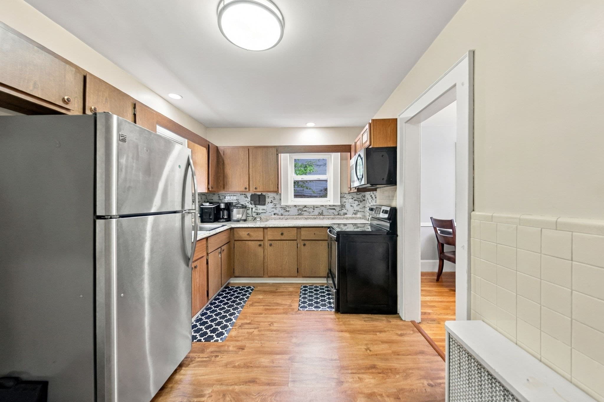 Single Family Residence at 31 Lura St, Lowell MA 01851, Lowell, photo 3 of 42