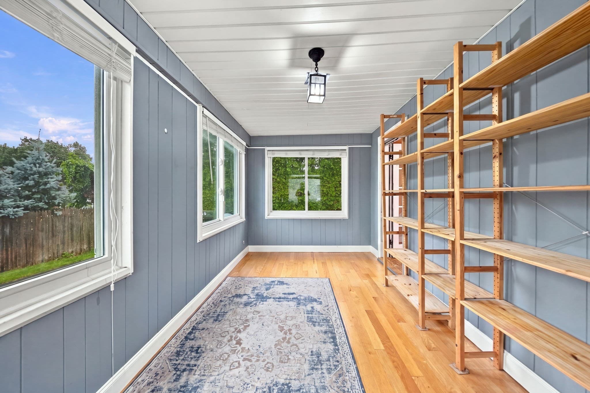 Single Family Residence at 31 Lura St, Lowell MA 01851, Lowell, photo 32 of 42