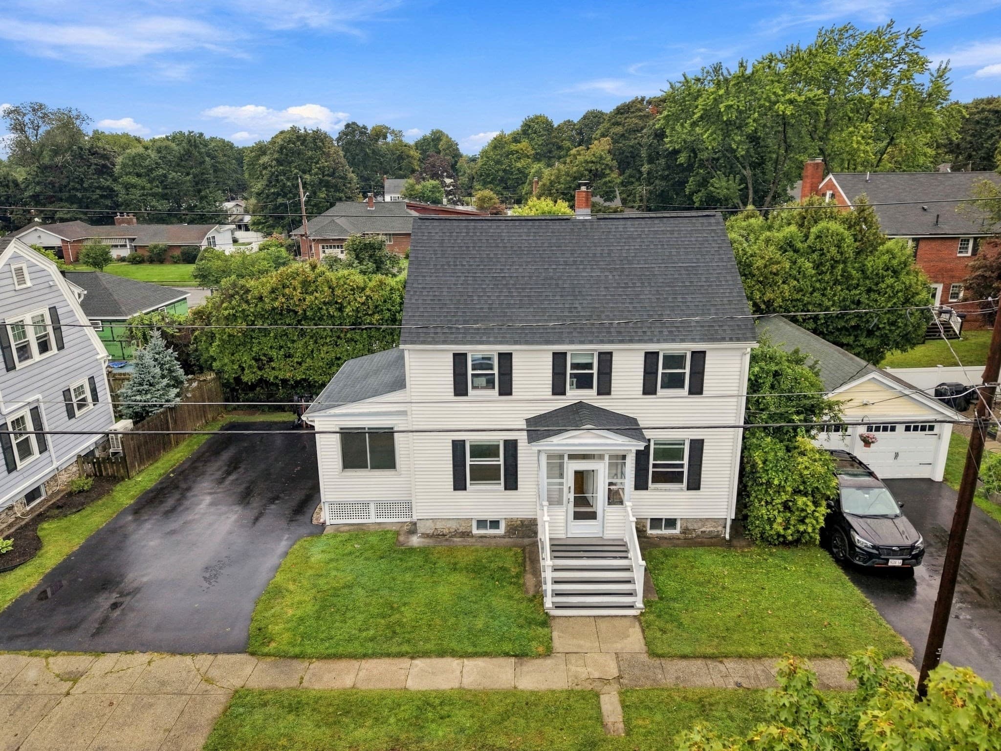31 Lura St, Lowell MA 01851