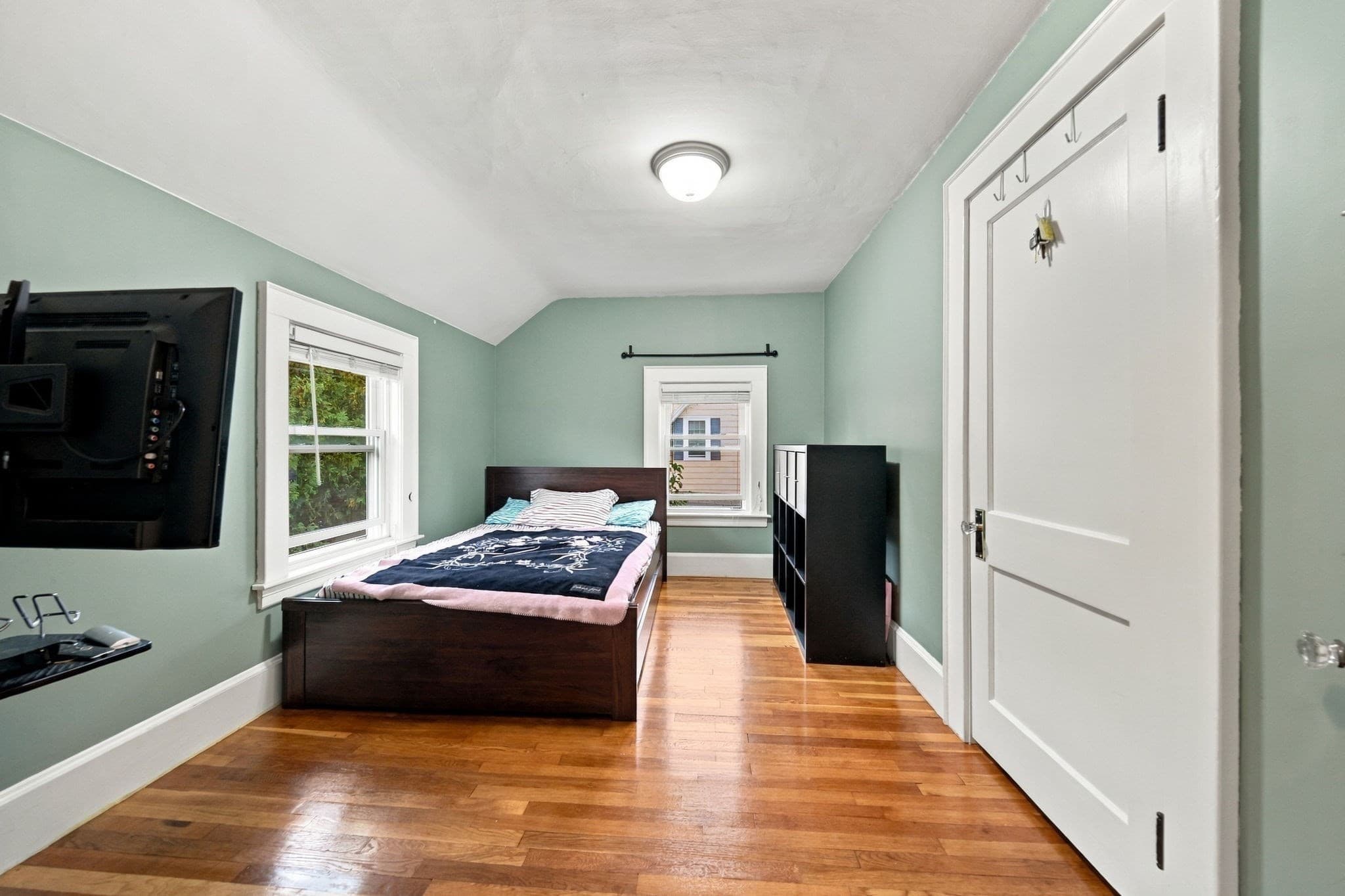 Single Family Residence at 31 Lura St, Lowell MA 01851, Lowell, photo 20 of 42
