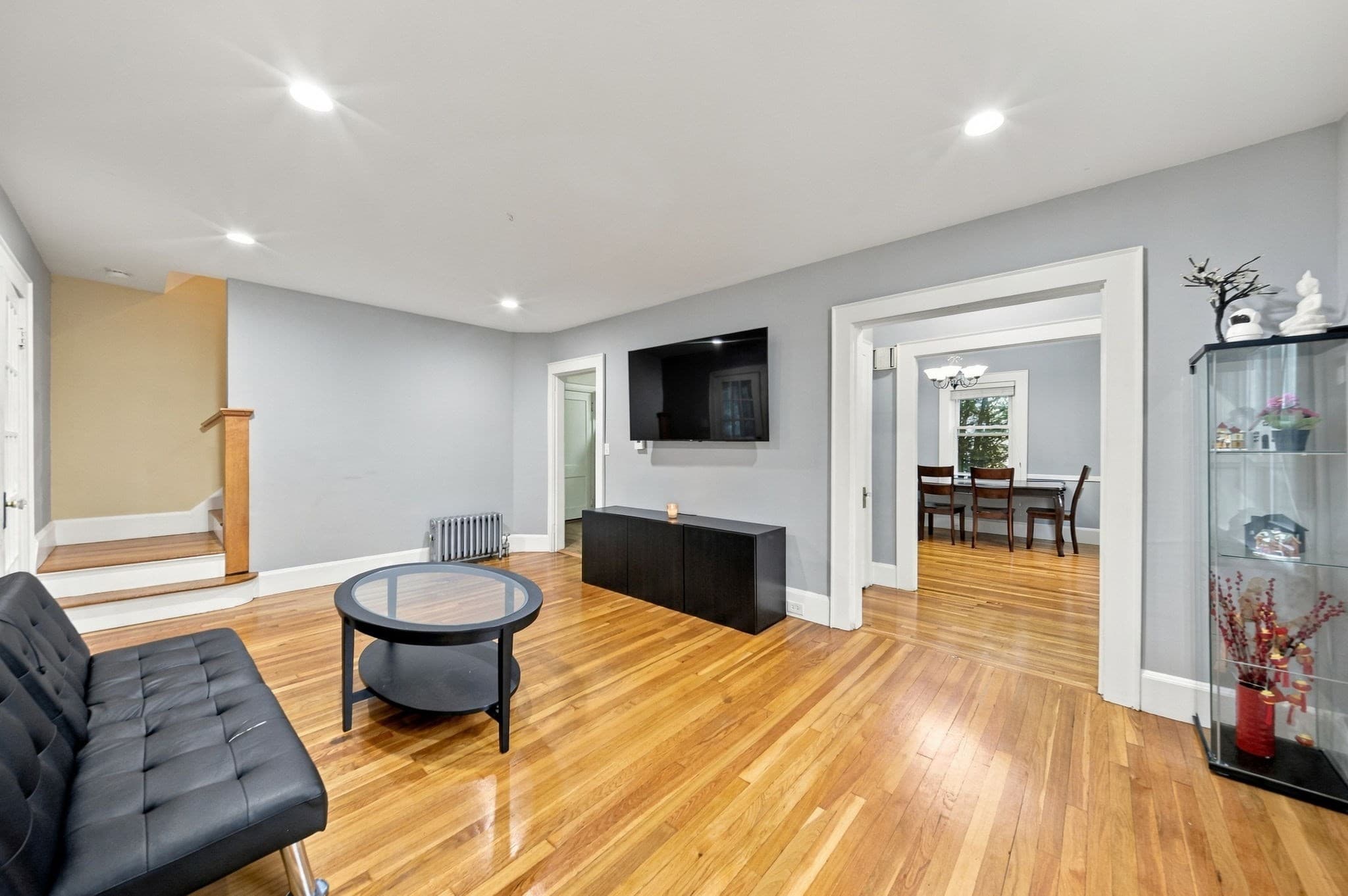 Single Family Residence at 31 Lura St, Lowell MA 01851, Lowell, photo 14 of 42
