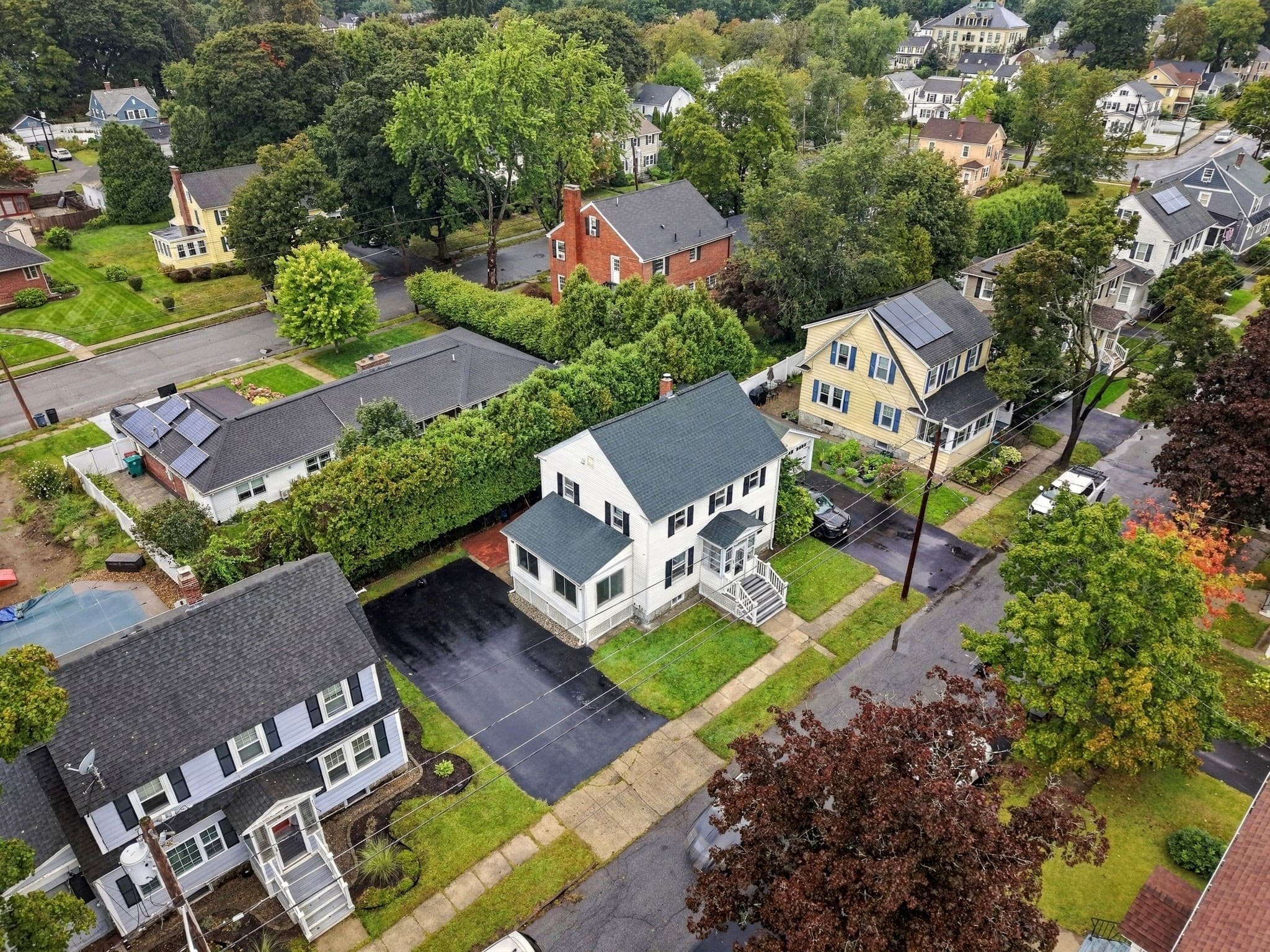 Single Family Residence at 31 Lura St, Lowell MA 01851, Lowell, photo 41 of 42