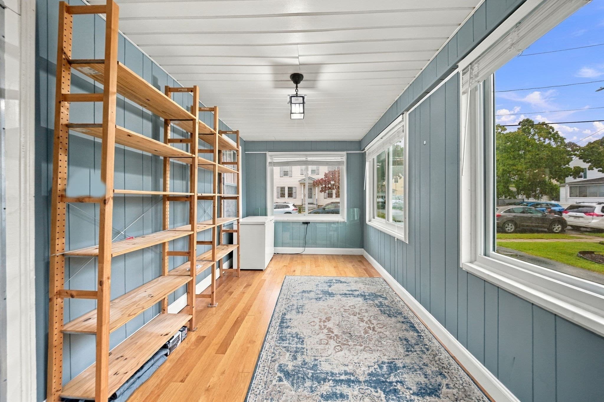 Single Family Residence at 31 Lura St, Lowell MA 01851, Lowell, photo 31 of 42