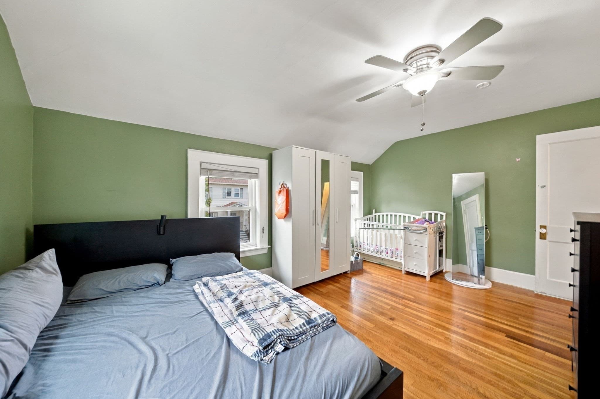Single Family Residence at 31 Lura St, Lowell MA 01851, Lowell, photo 25 of 42