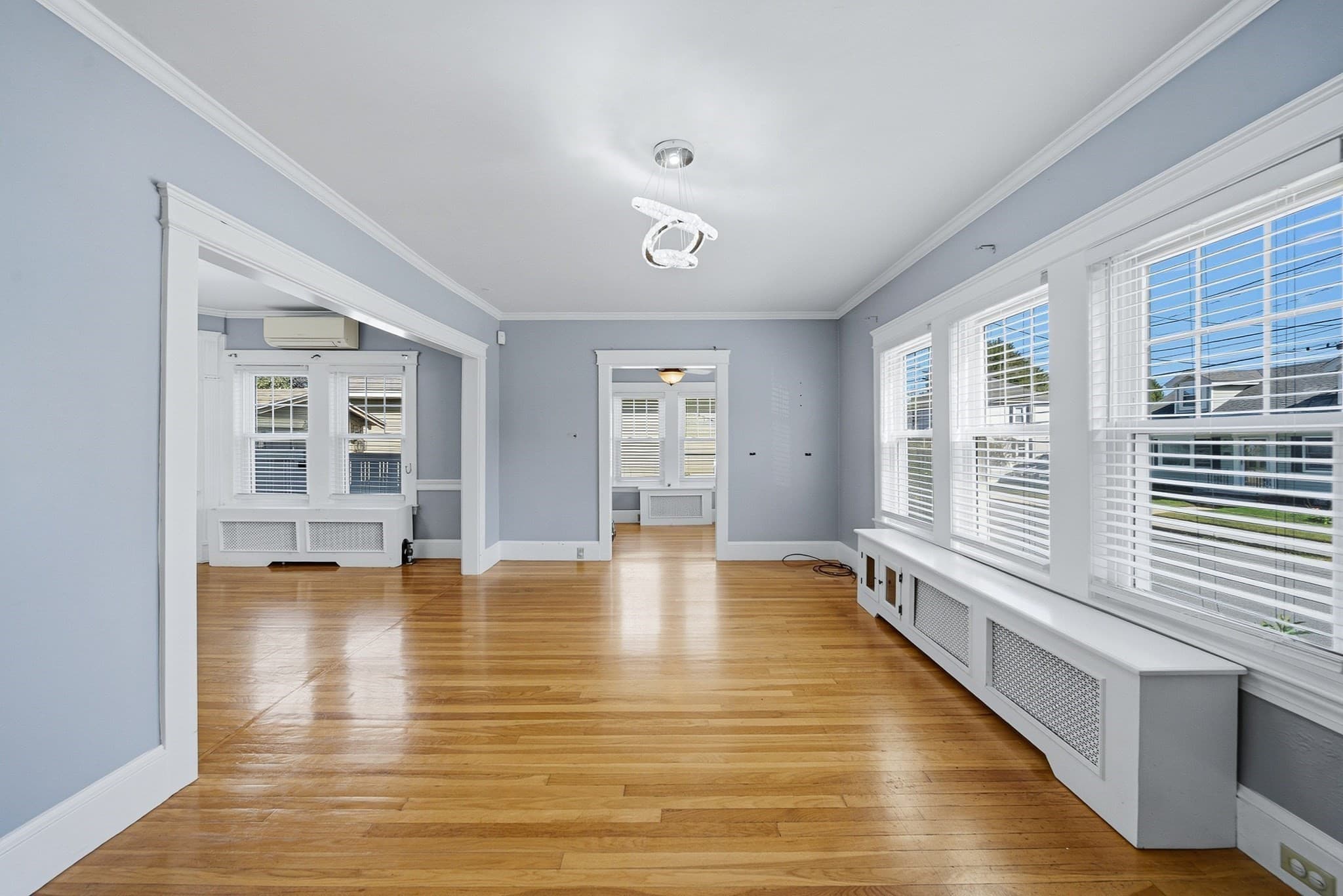 Single Family Residence at 125 Upham St, Lowell MA 01851, Lowell, photo 6 of 29